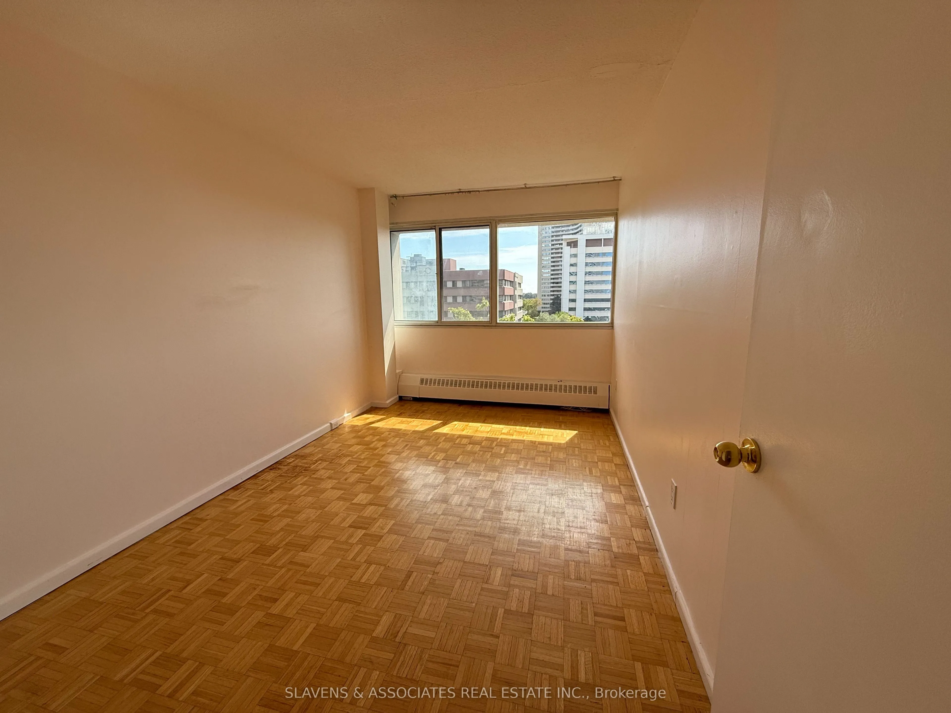 715 Don Mills Road, #607