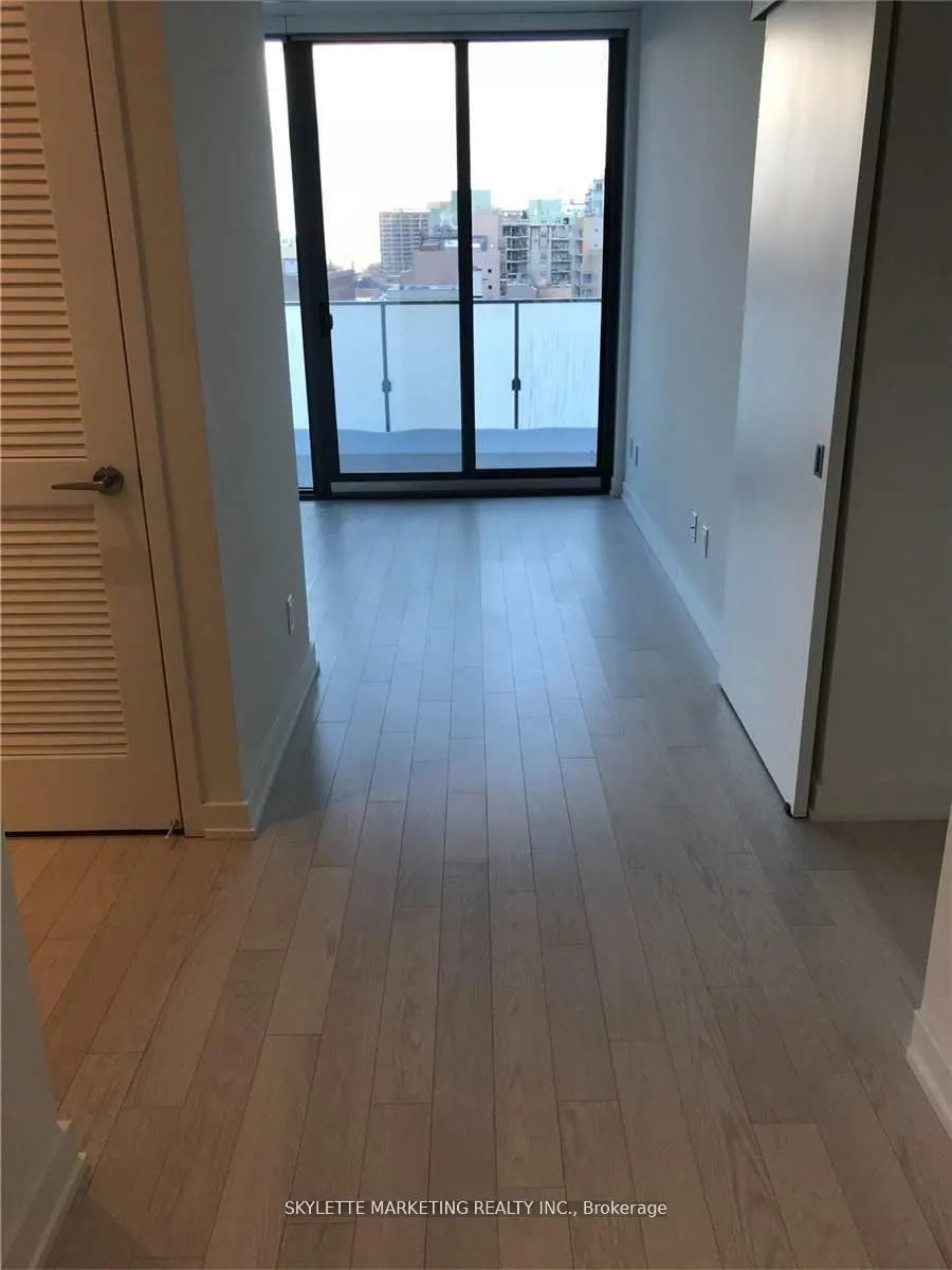 25 Richmond Street E, #617