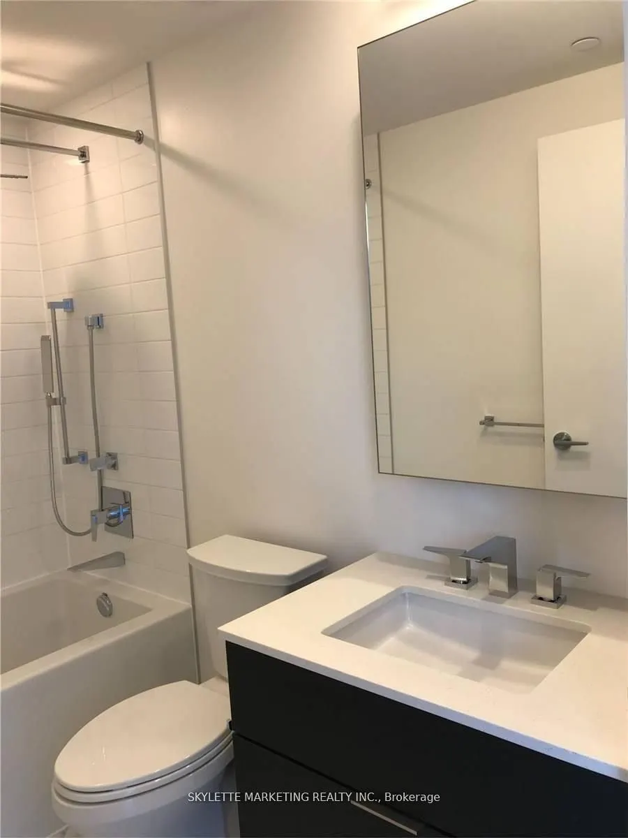 25 Richmond Street E, #617