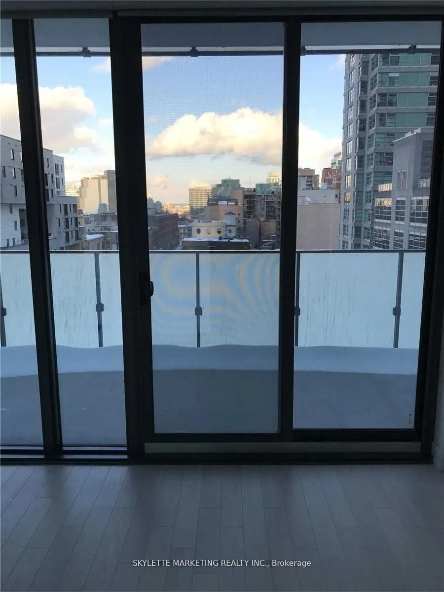 25 Richmond Street E, #617