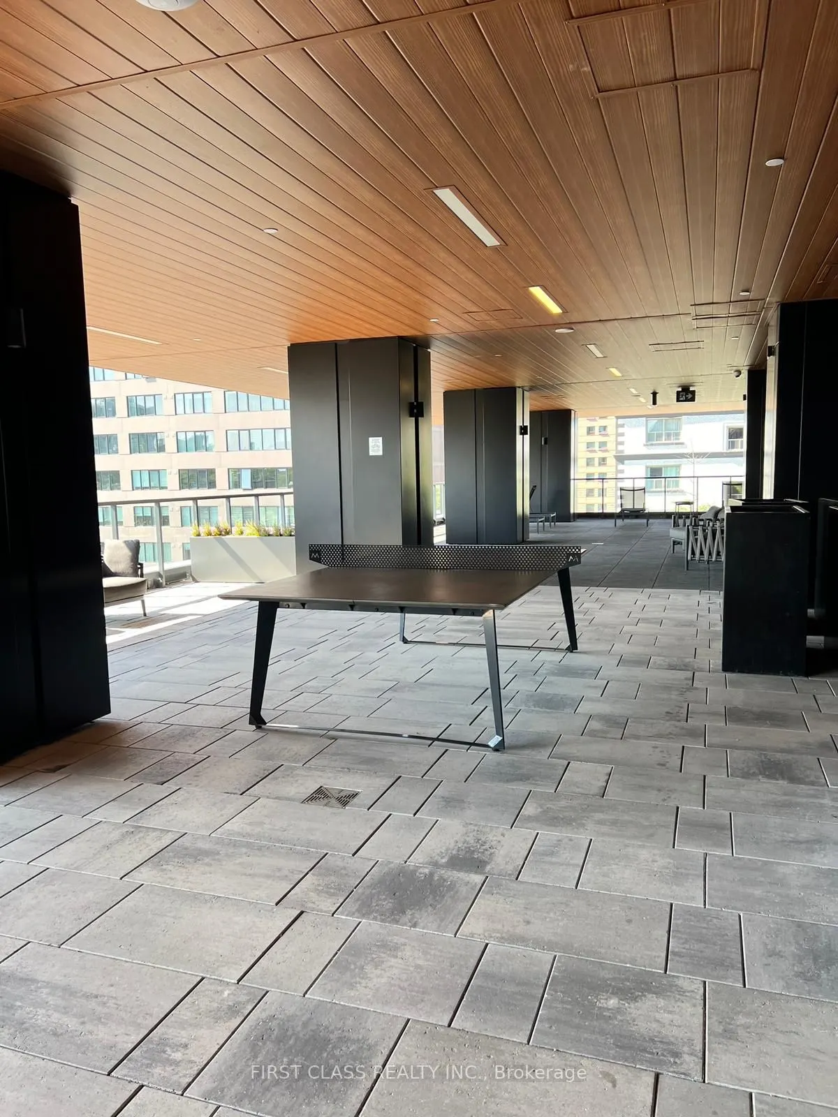 319 Jarvis Street W, #805