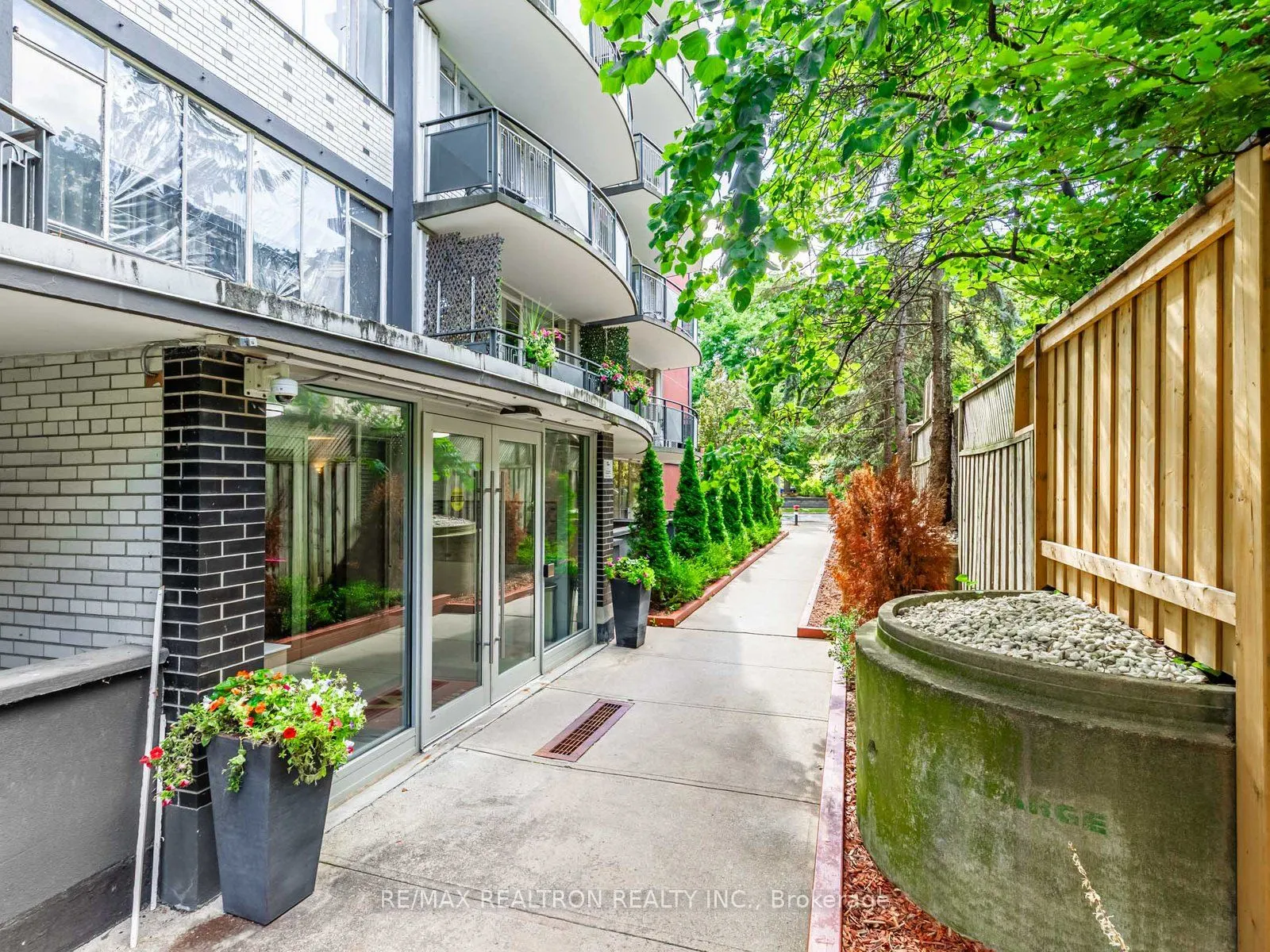 25 Bedford Road, #107