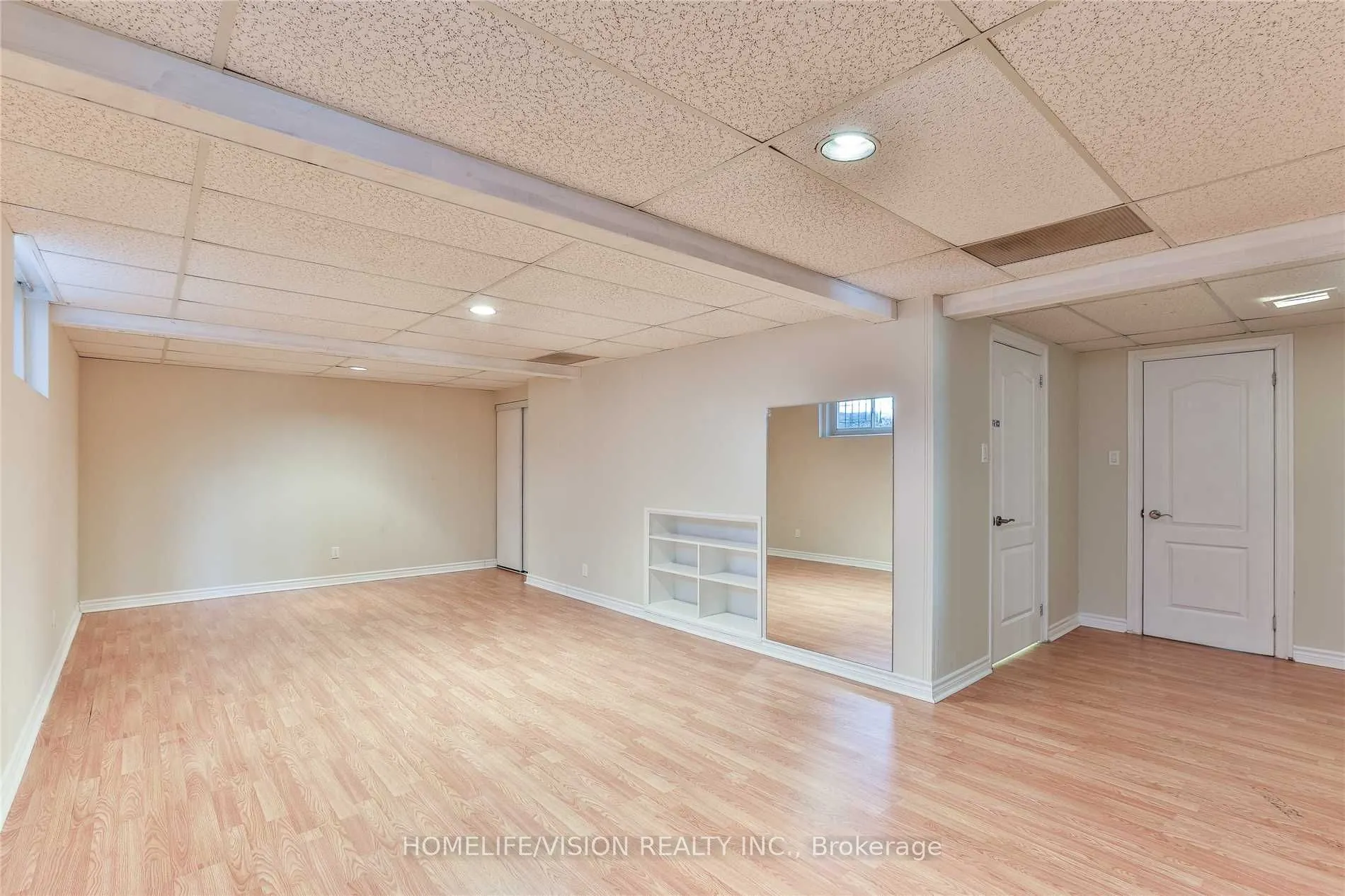 111 Bannatyne Drive