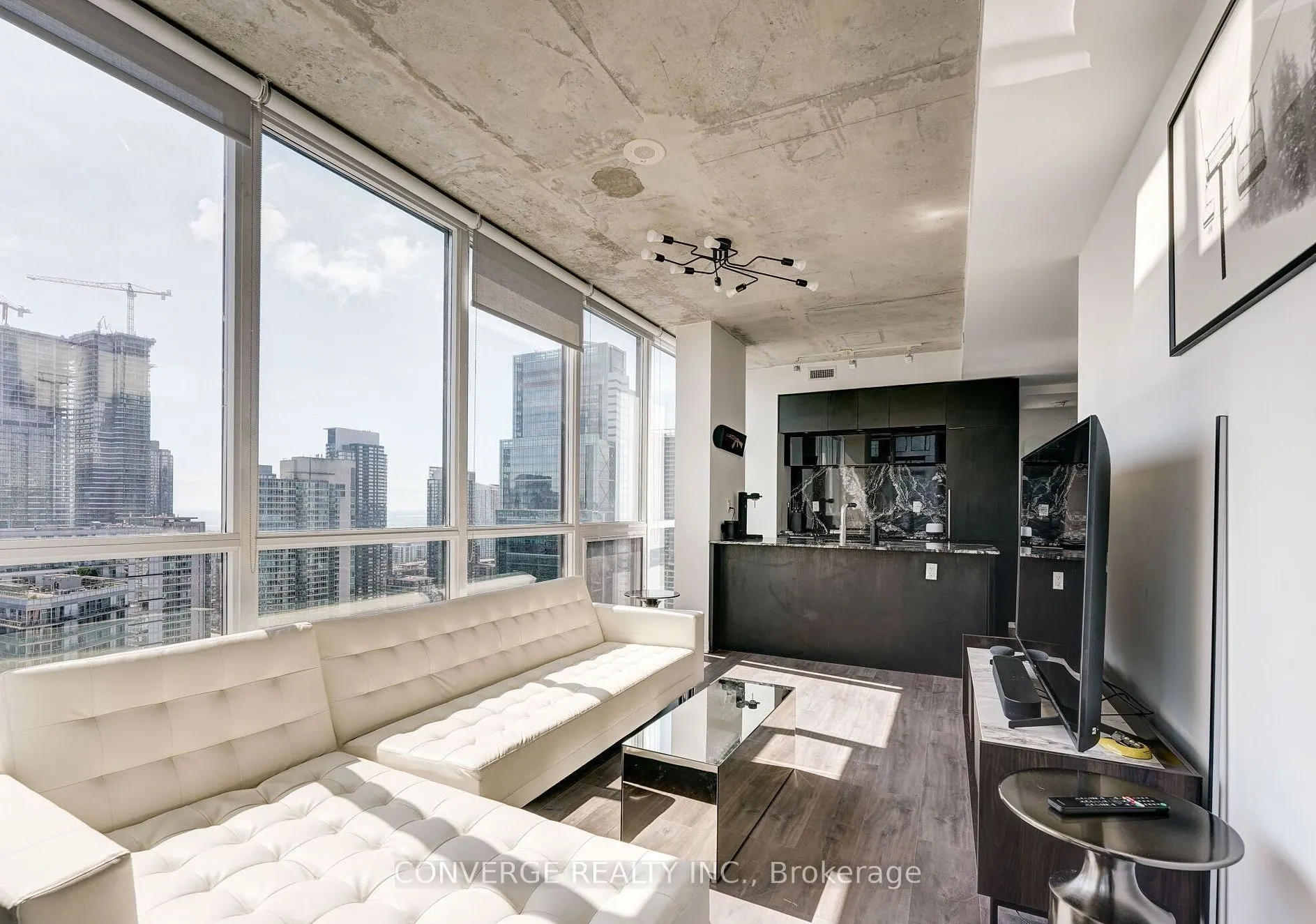 88 Blue Jays Way, #2805