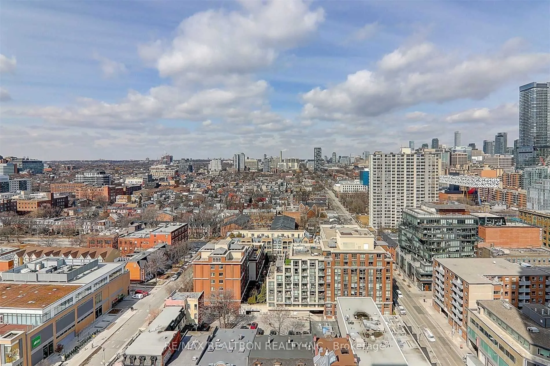 330 Richmond Street W, #2512