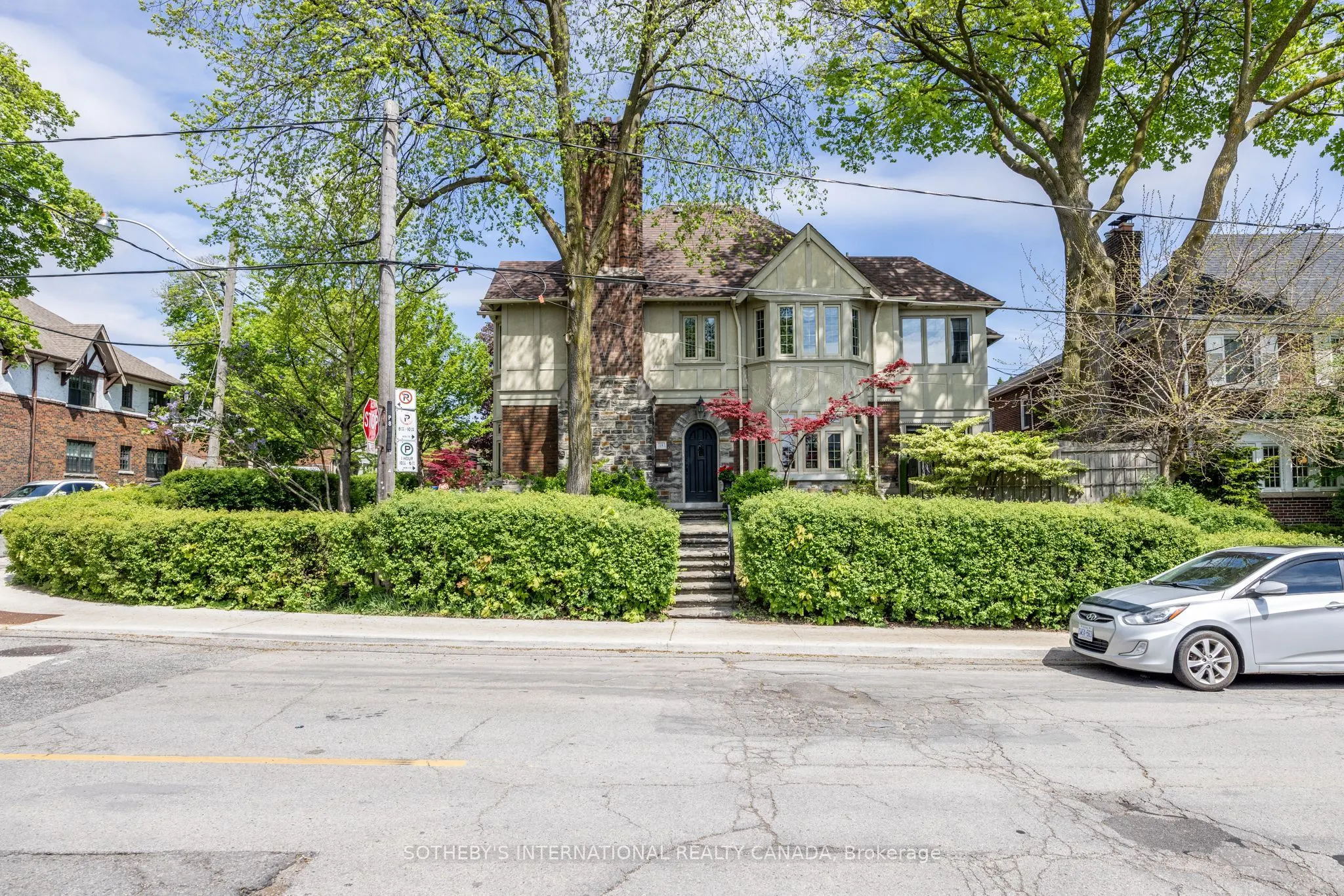 131 Highbourne Road, #Upper
