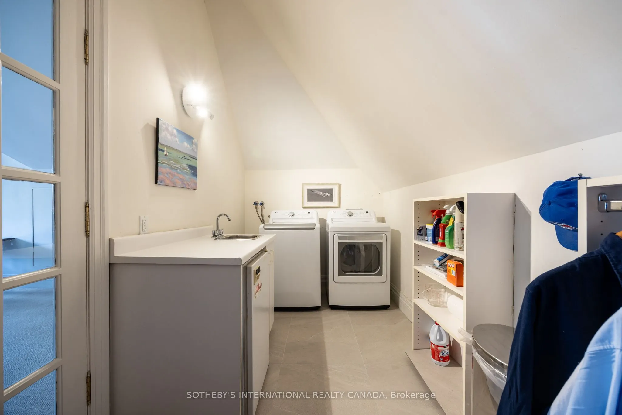 131 Highbourne Road, #Upper