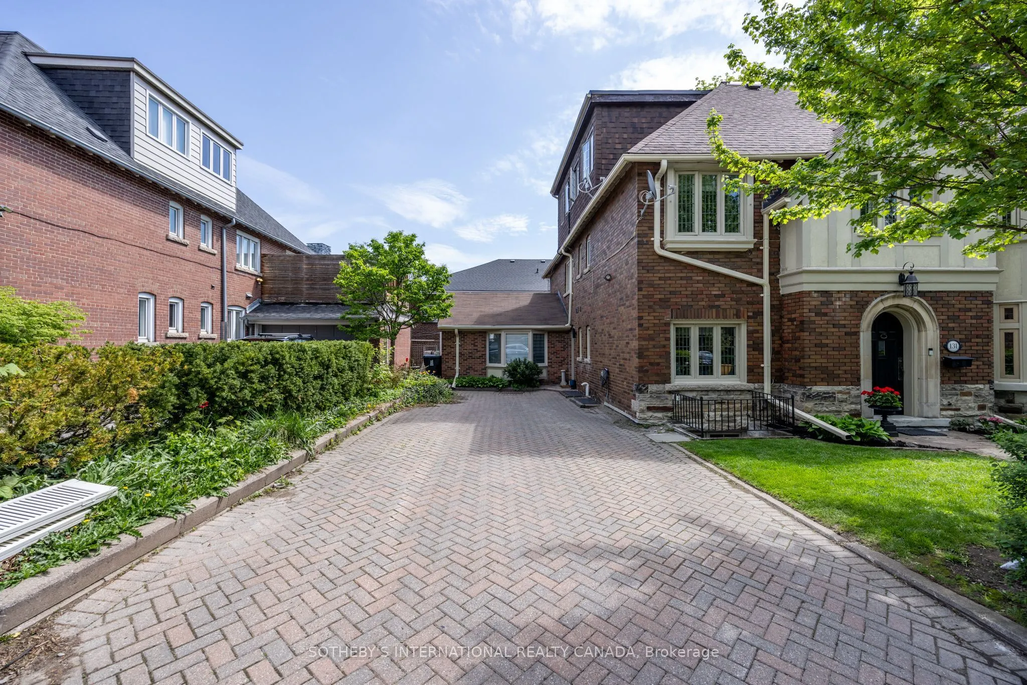 131 Highbourne Road, #Upper