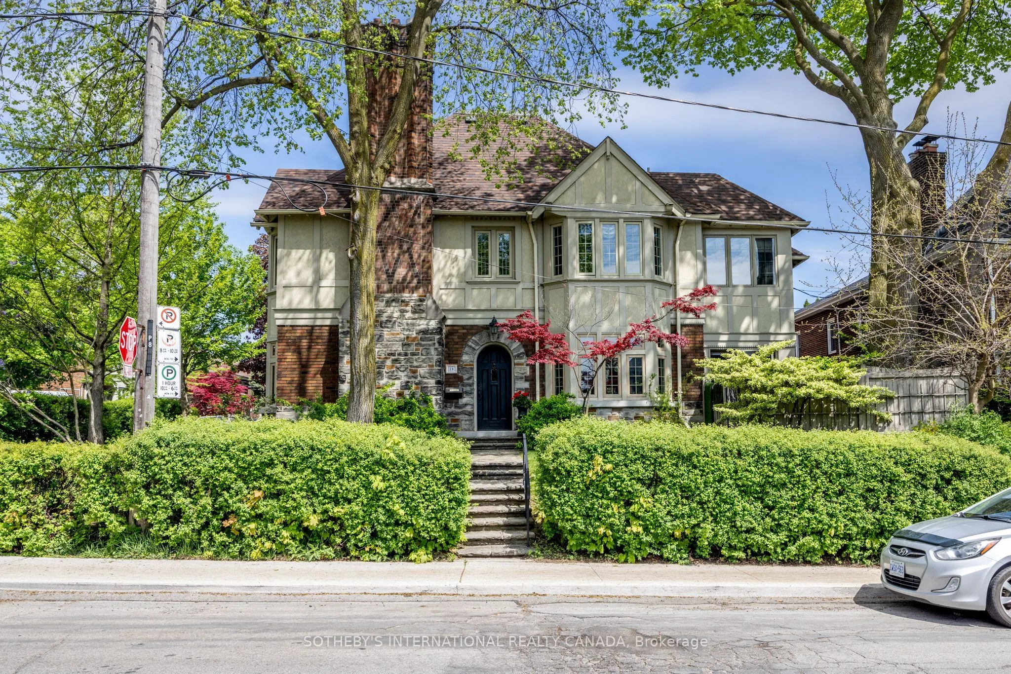 131 Highbourne Road, #Upper