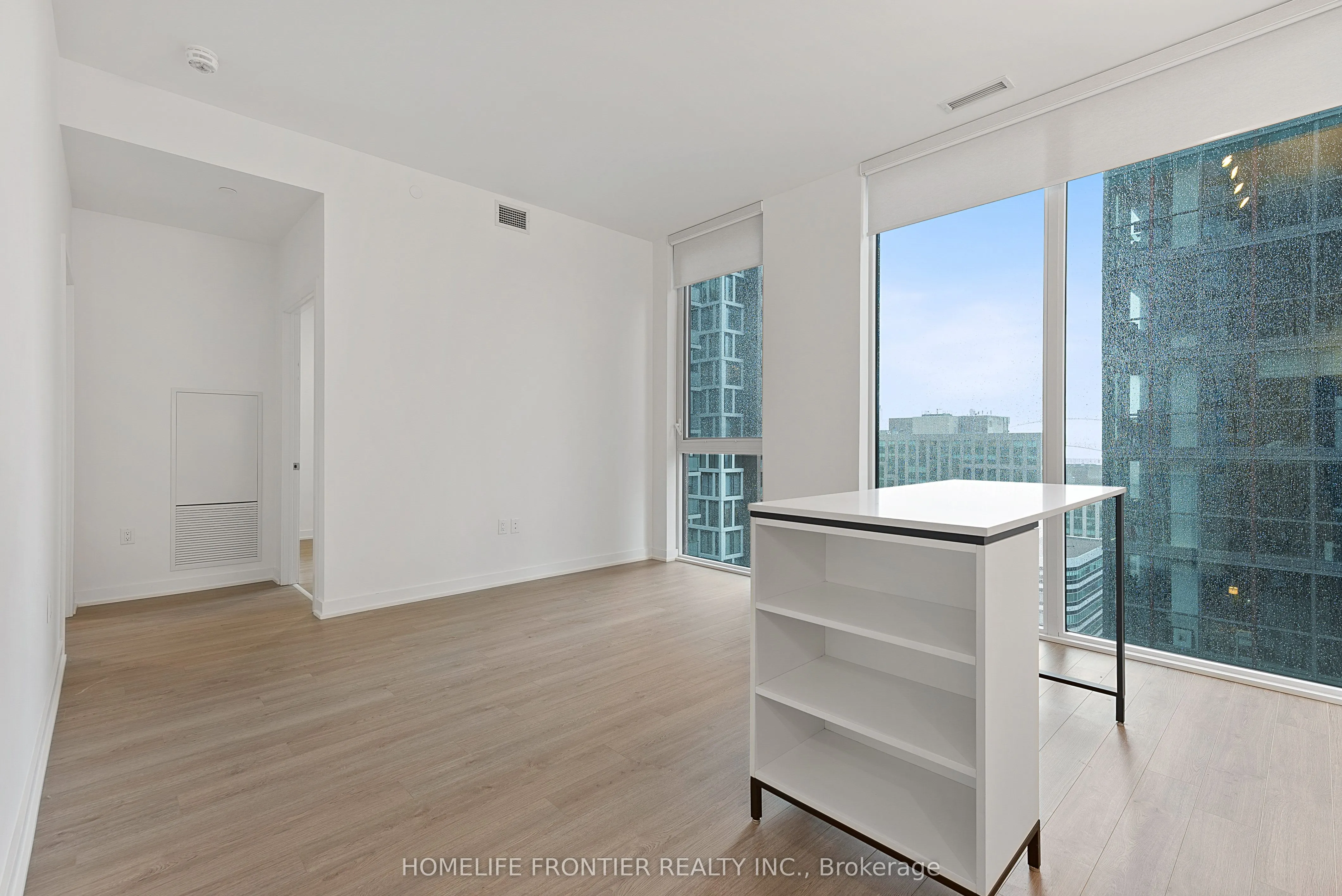 357 King Street W, #1608