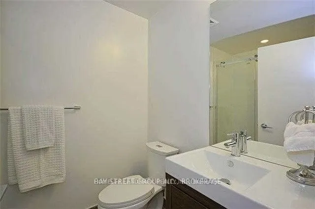 66 Forest Manor Road, #1902