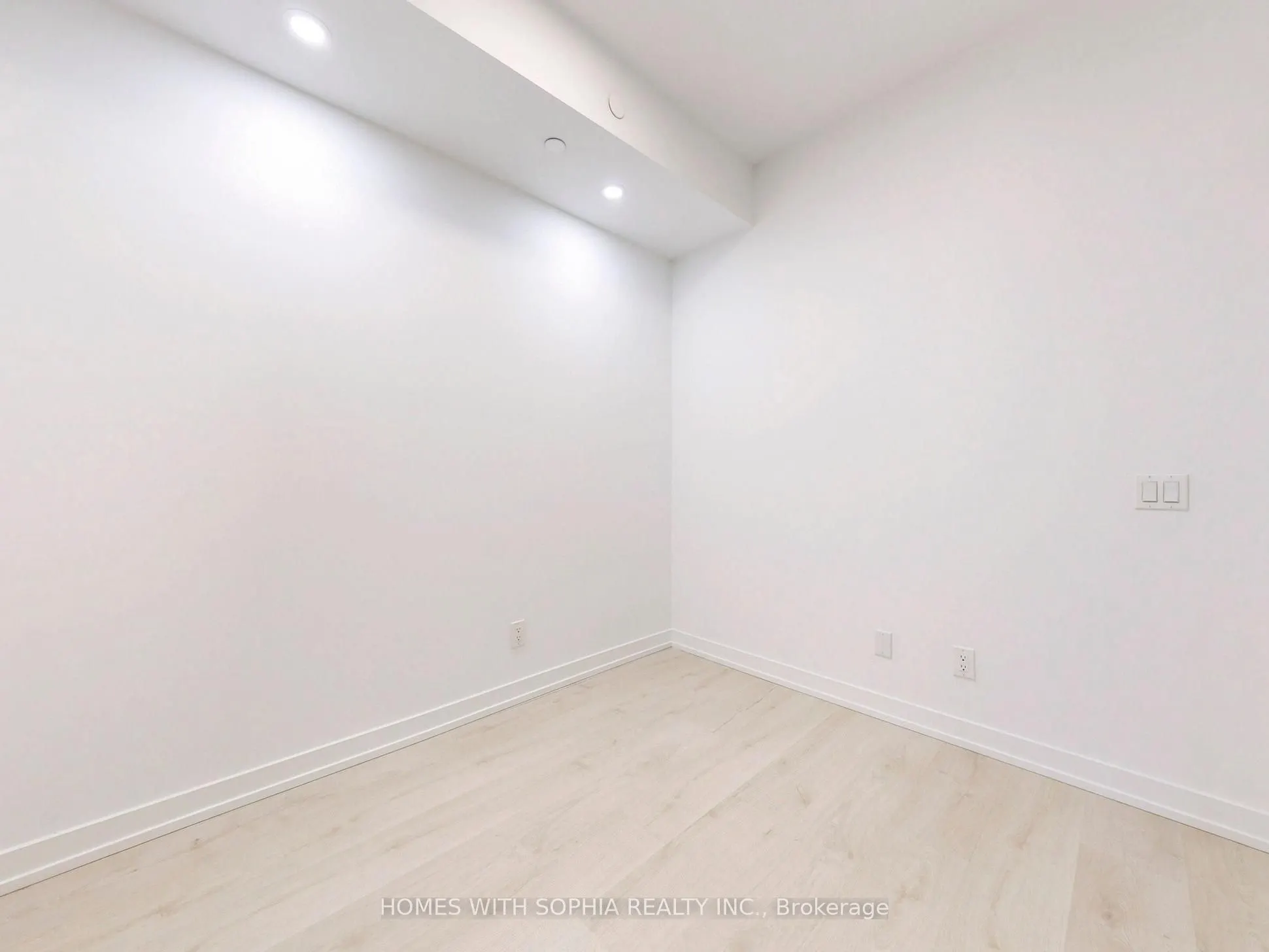 181 Sheppard Avenue E, #713