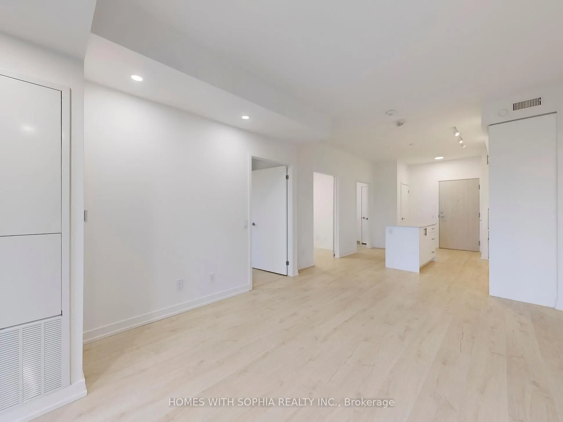 181 Sheppard Avenue E, #713