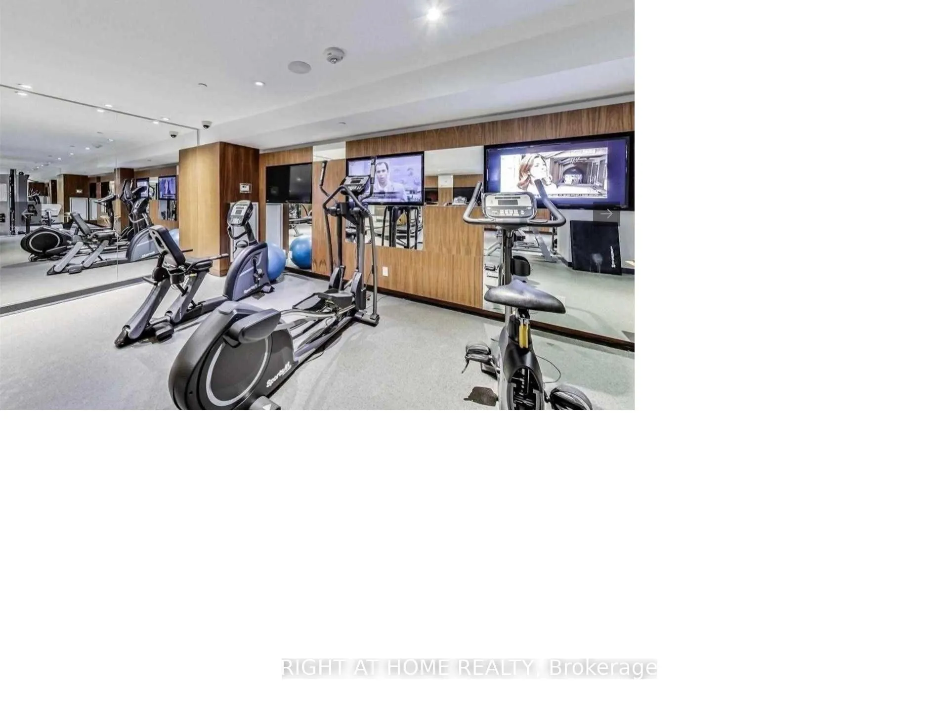 8 Mercer Street, #2711