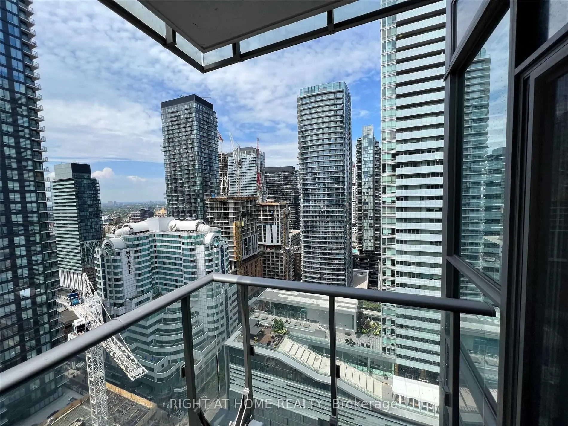 8 Mercer Street, #2711