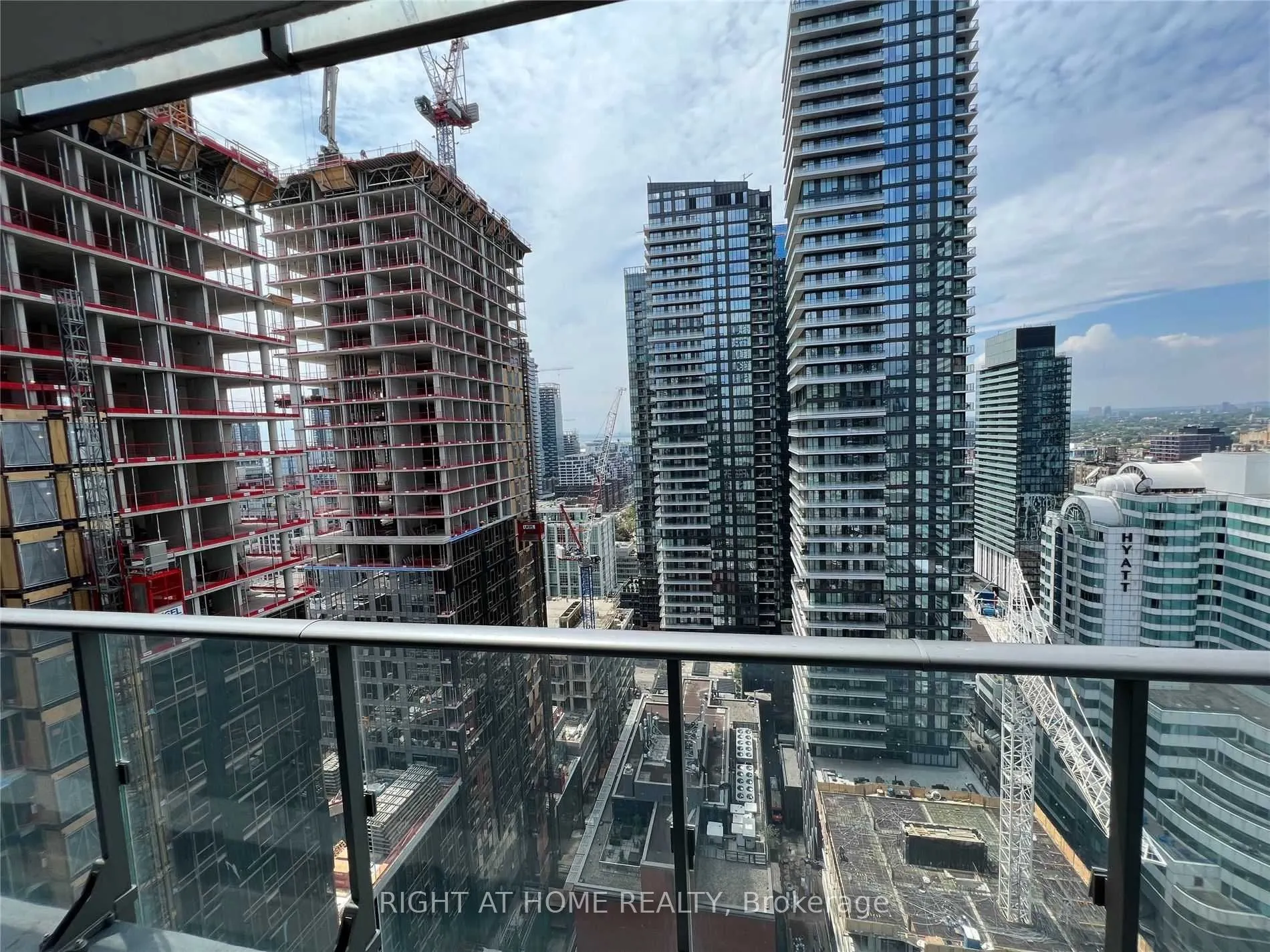 8 Mercer Street, #2711