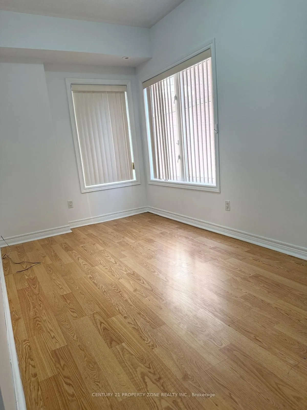 1496 Victoria Park Avenue, #238