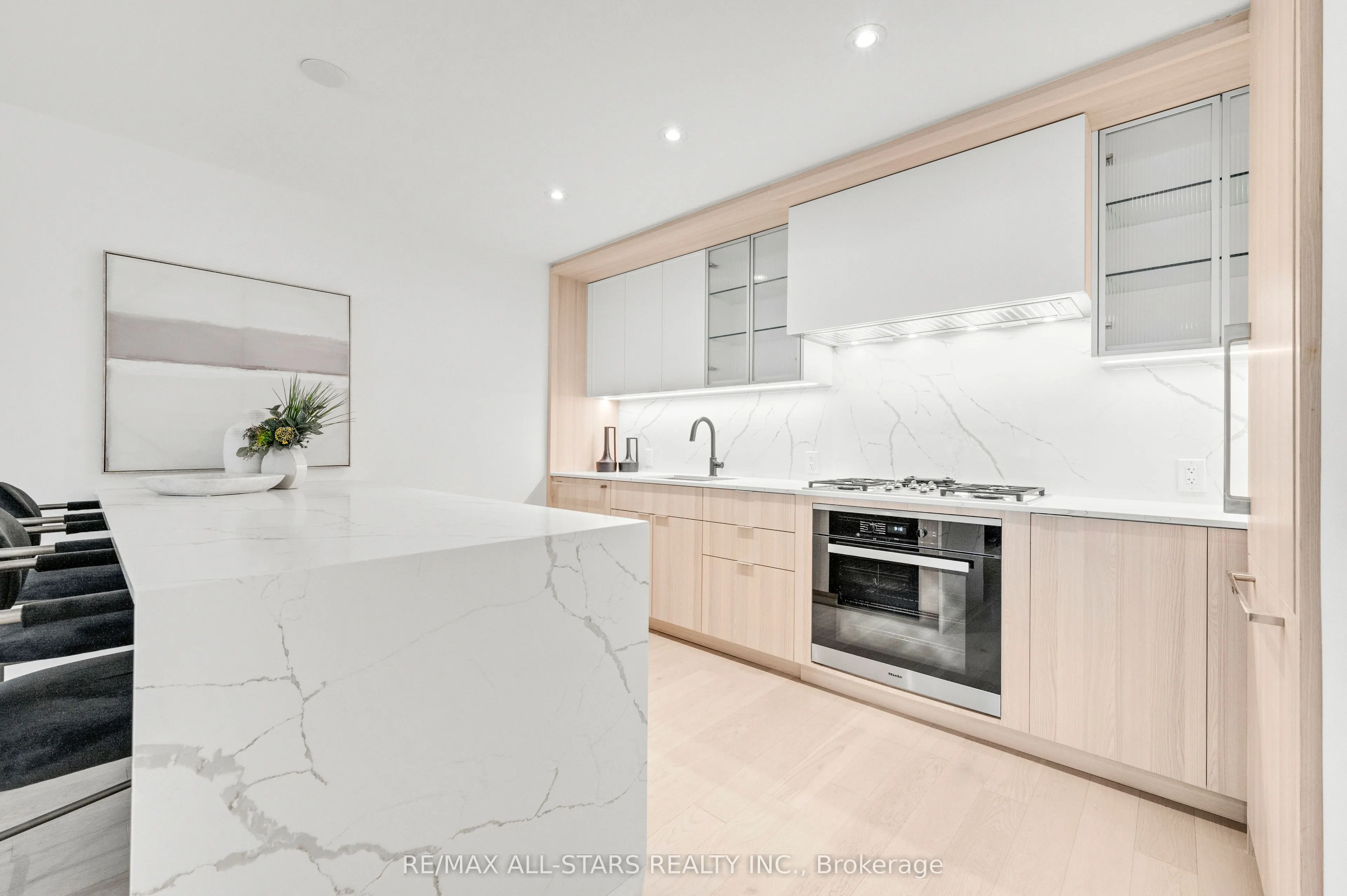 355 Bedford Park Avenue, #201