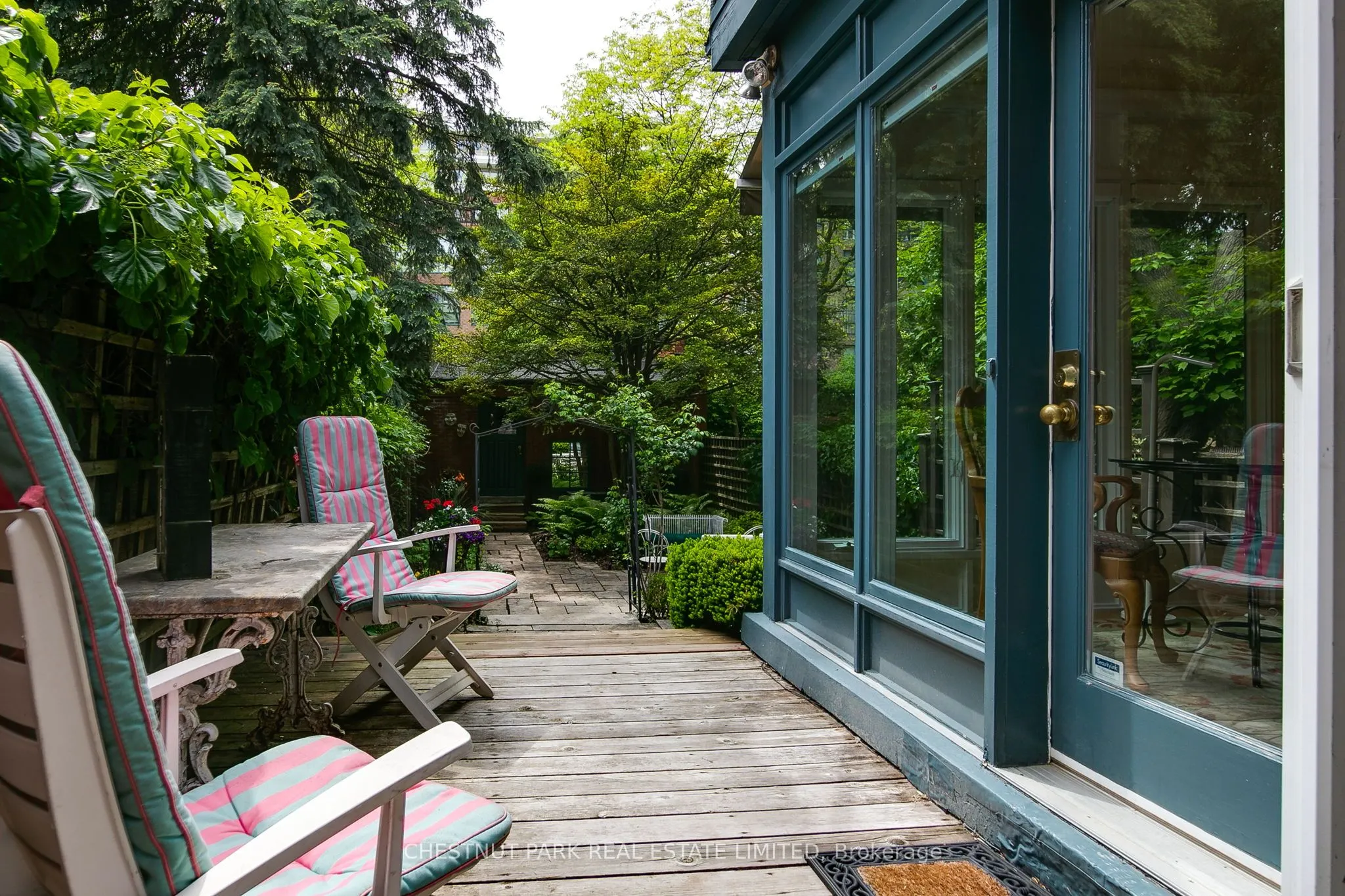 120 Hazelton Avenue