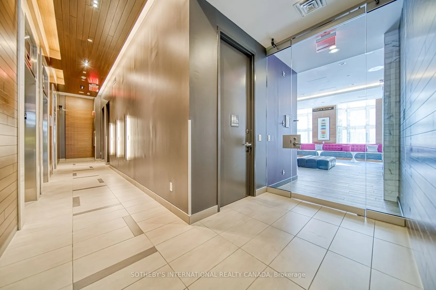 105 George Street, #706
