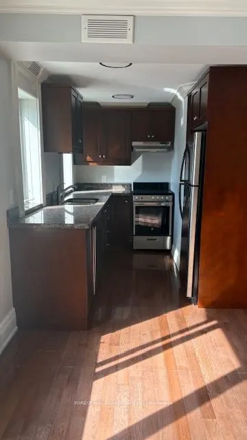 216 Heath Street, #4