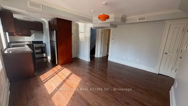 216 Heath Street, #4