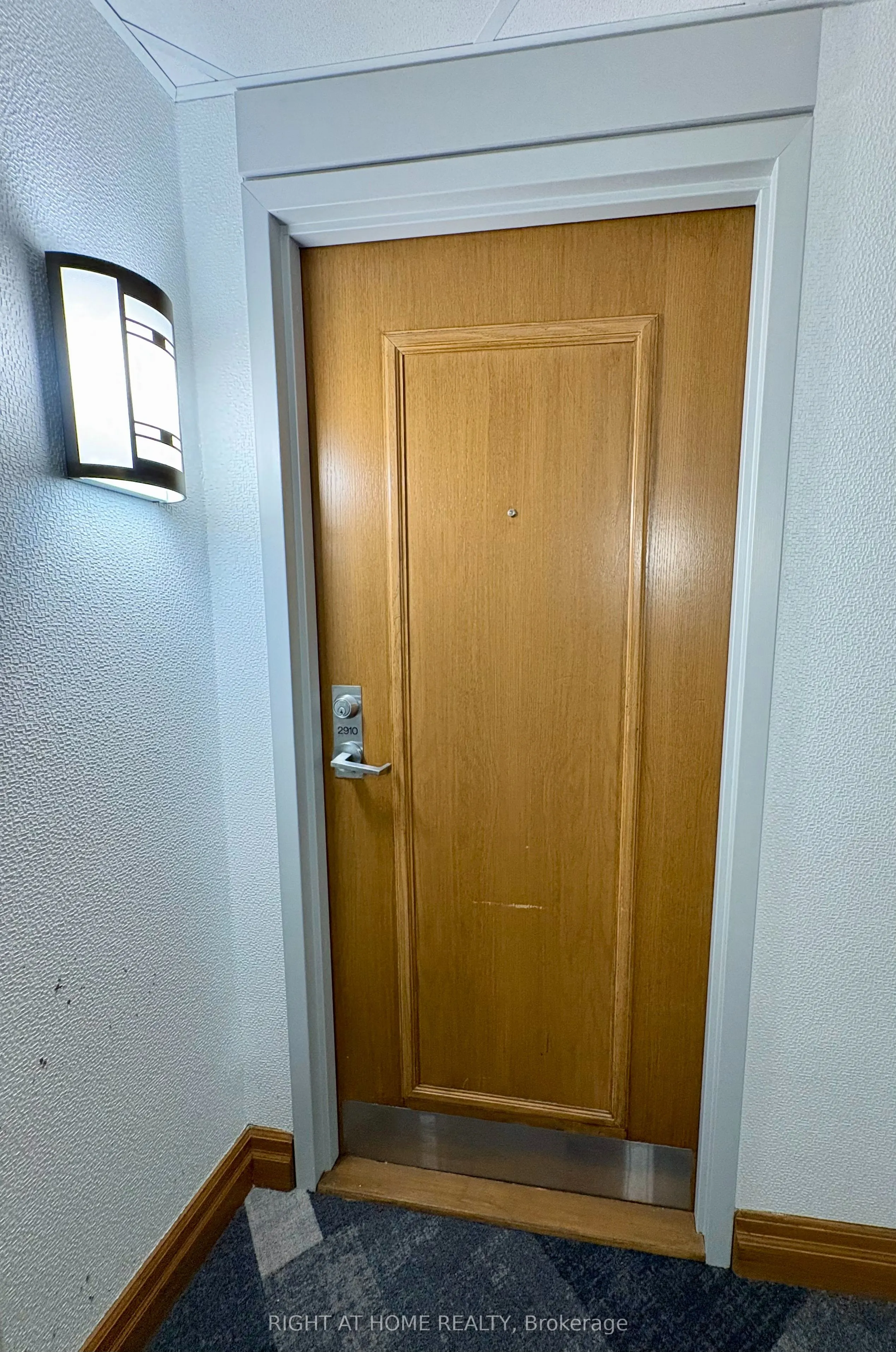5 Concorde Place, #2910