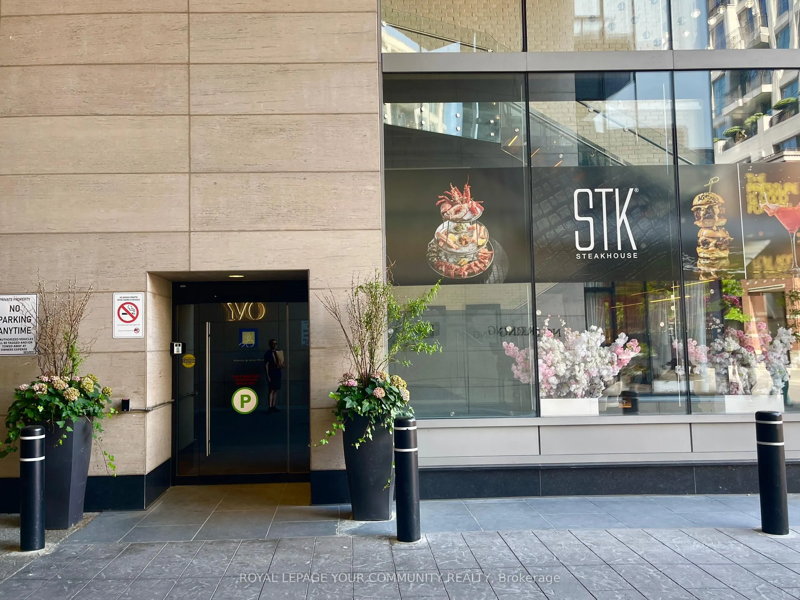 155 Yorkville Avenue, #719
