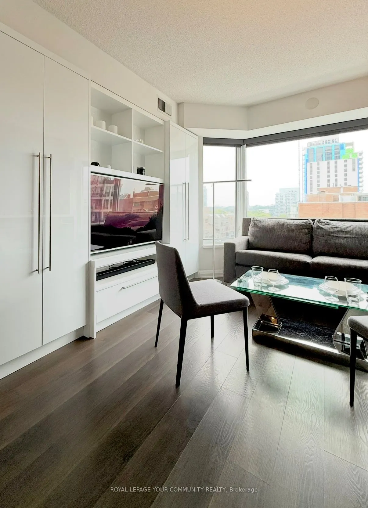 155 Yorkville Avenue, #719