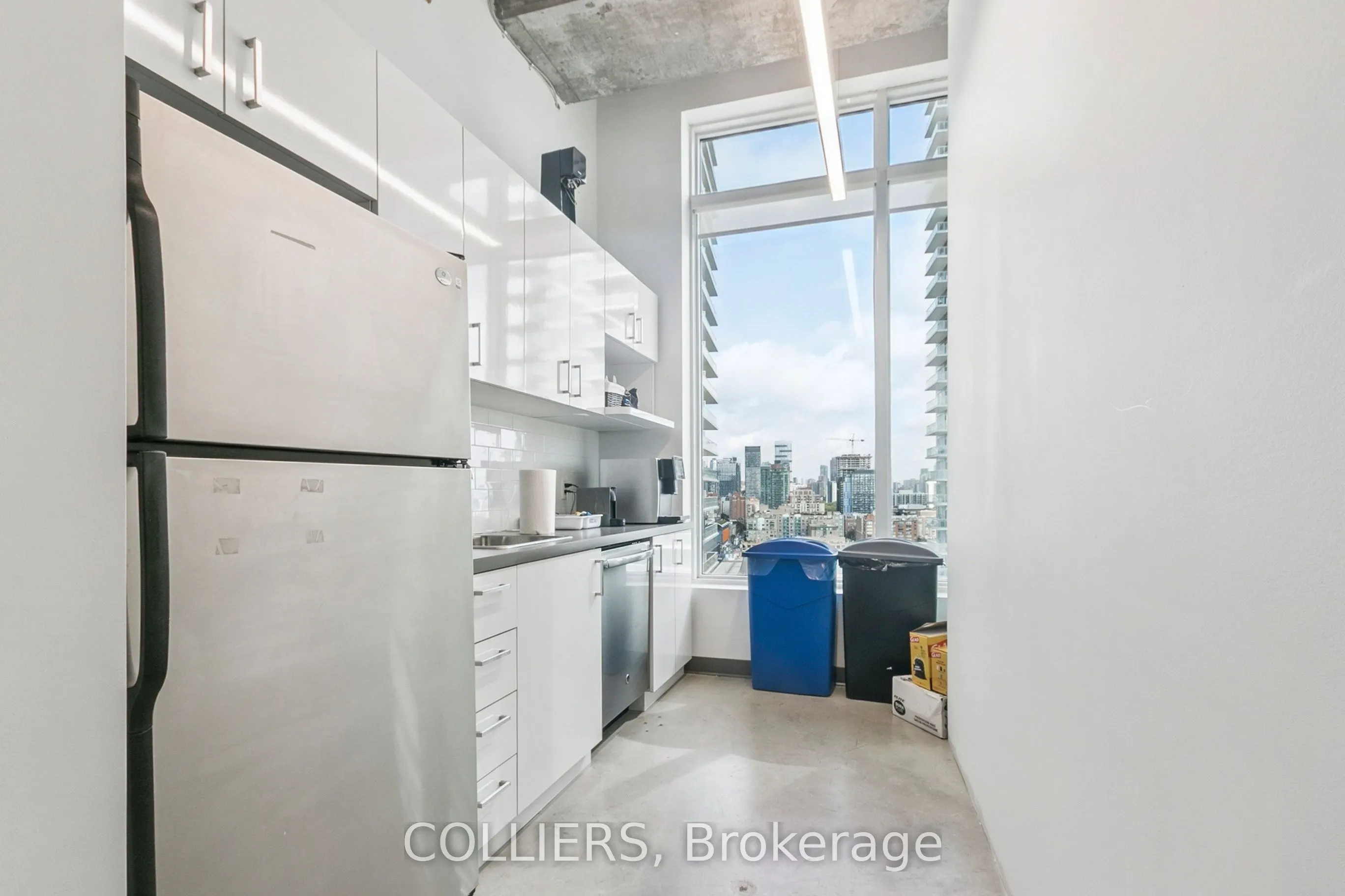 130 Queens Quay E, #1302
