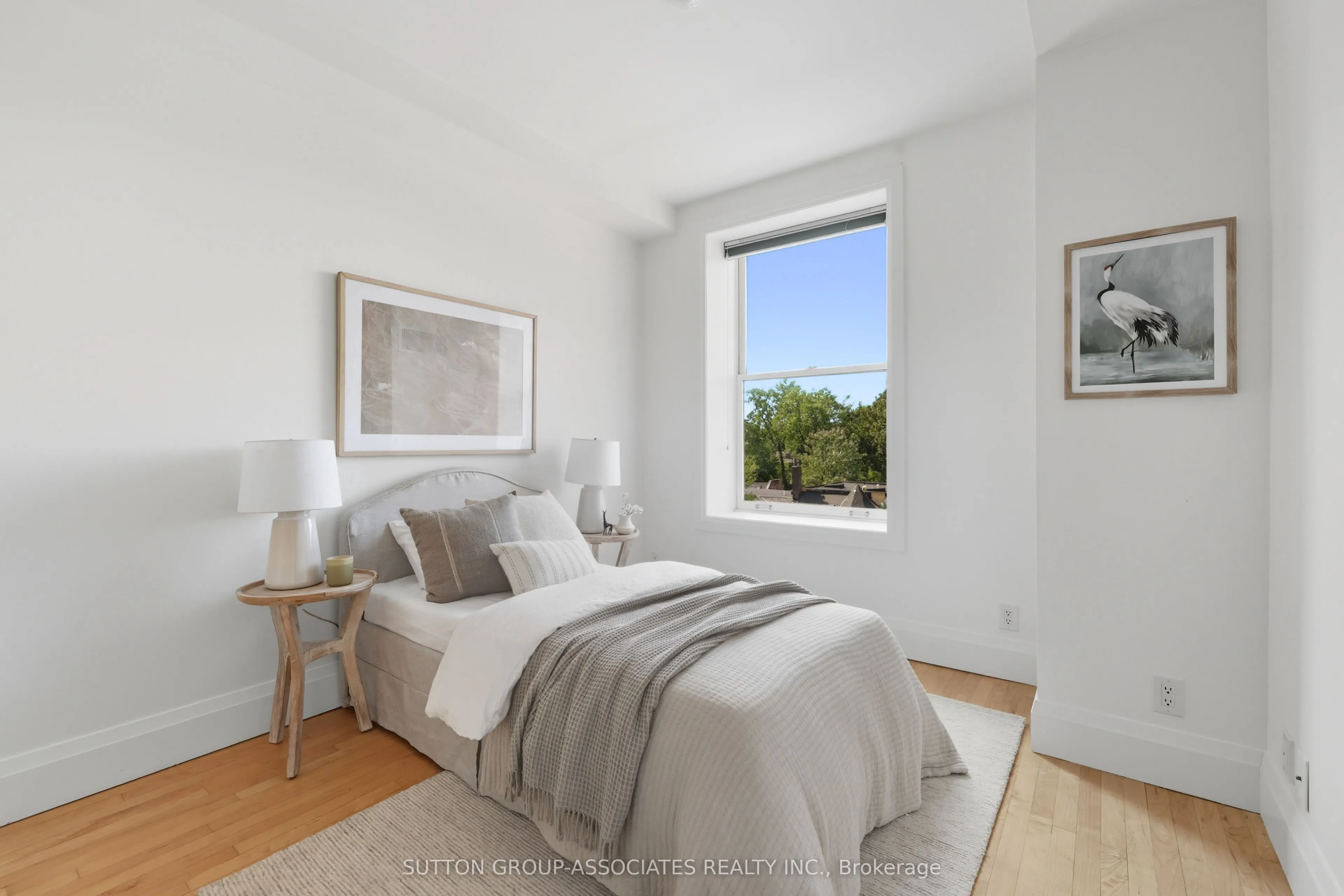 385 Brunswick Avenue, #408