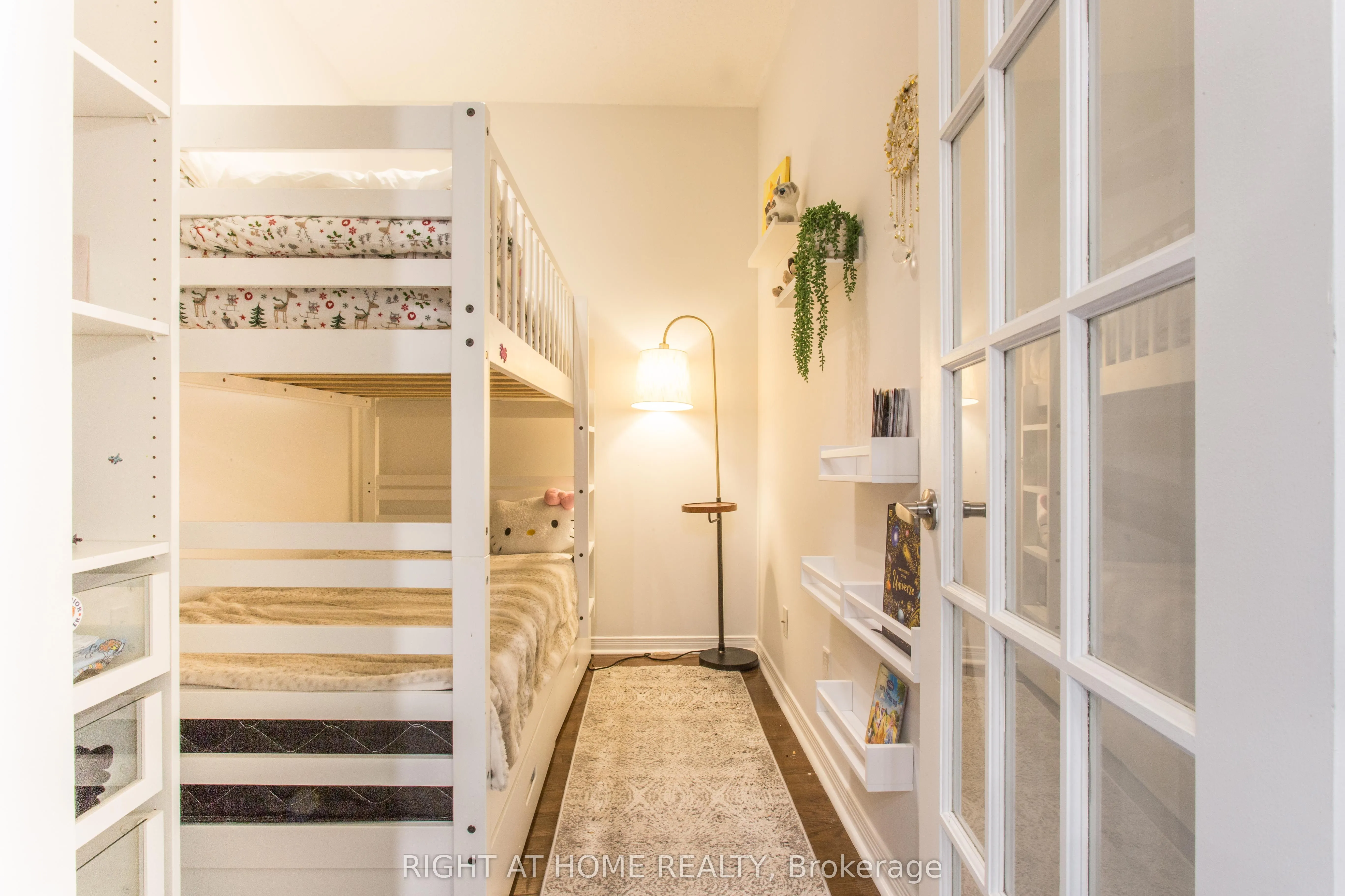503 Beecroft Road, #106
