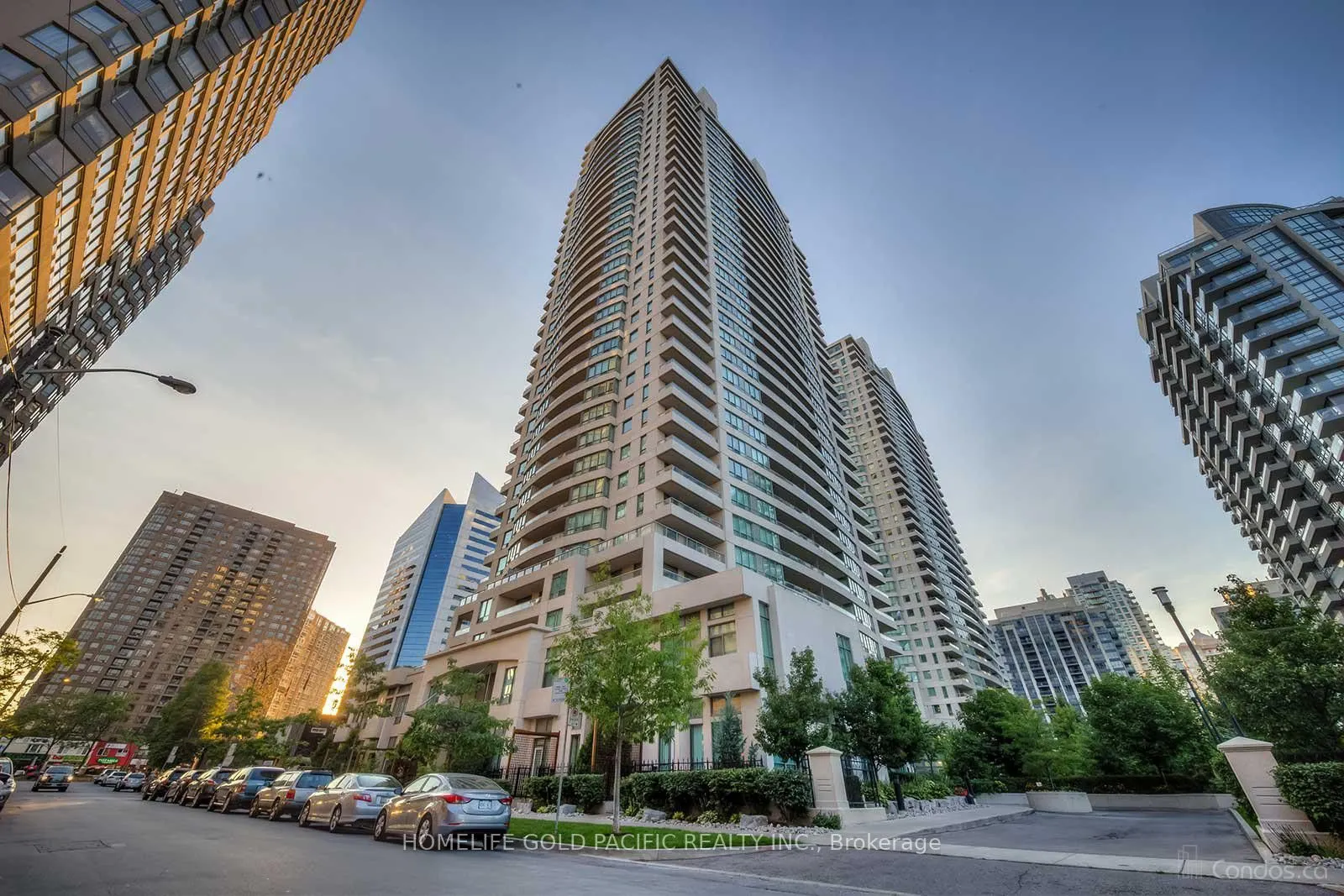18 Spring Garden Avenue, #1508