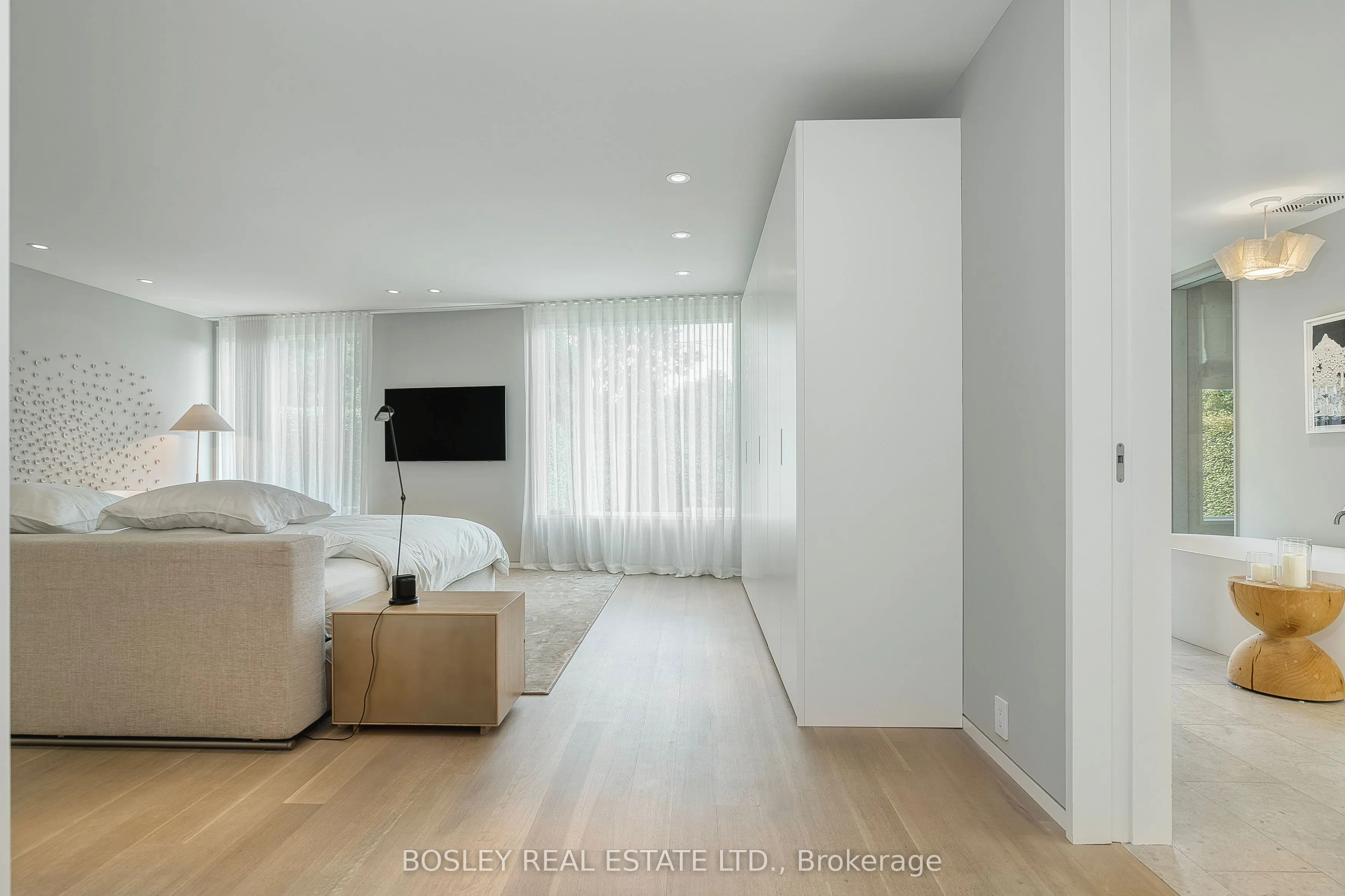 5 Edgecombe Avenue