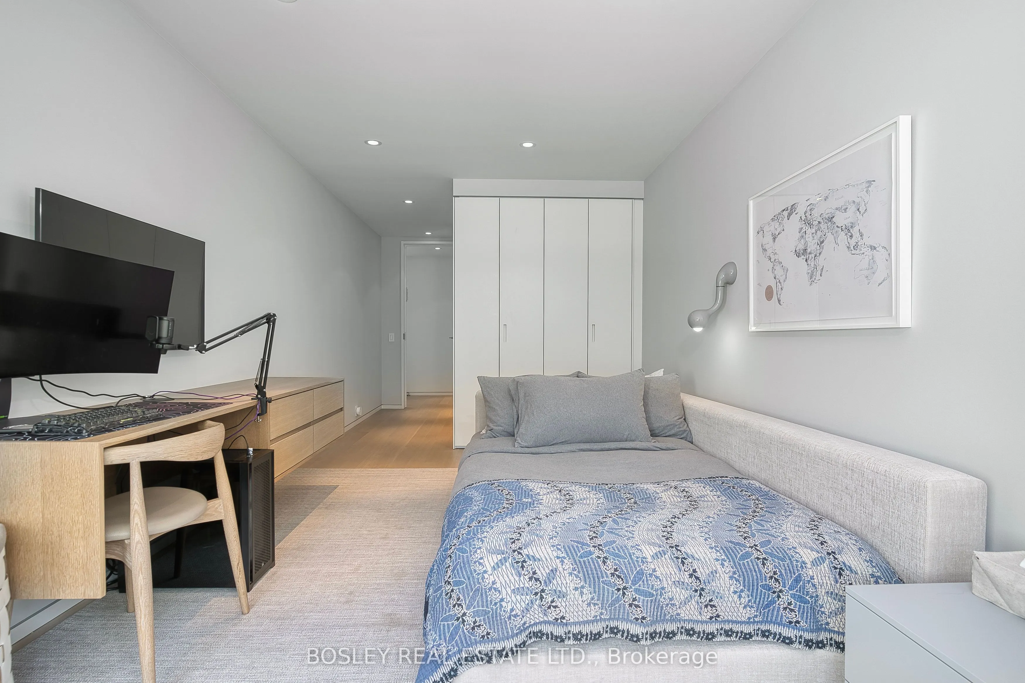 5 Edgecombe Avenue
