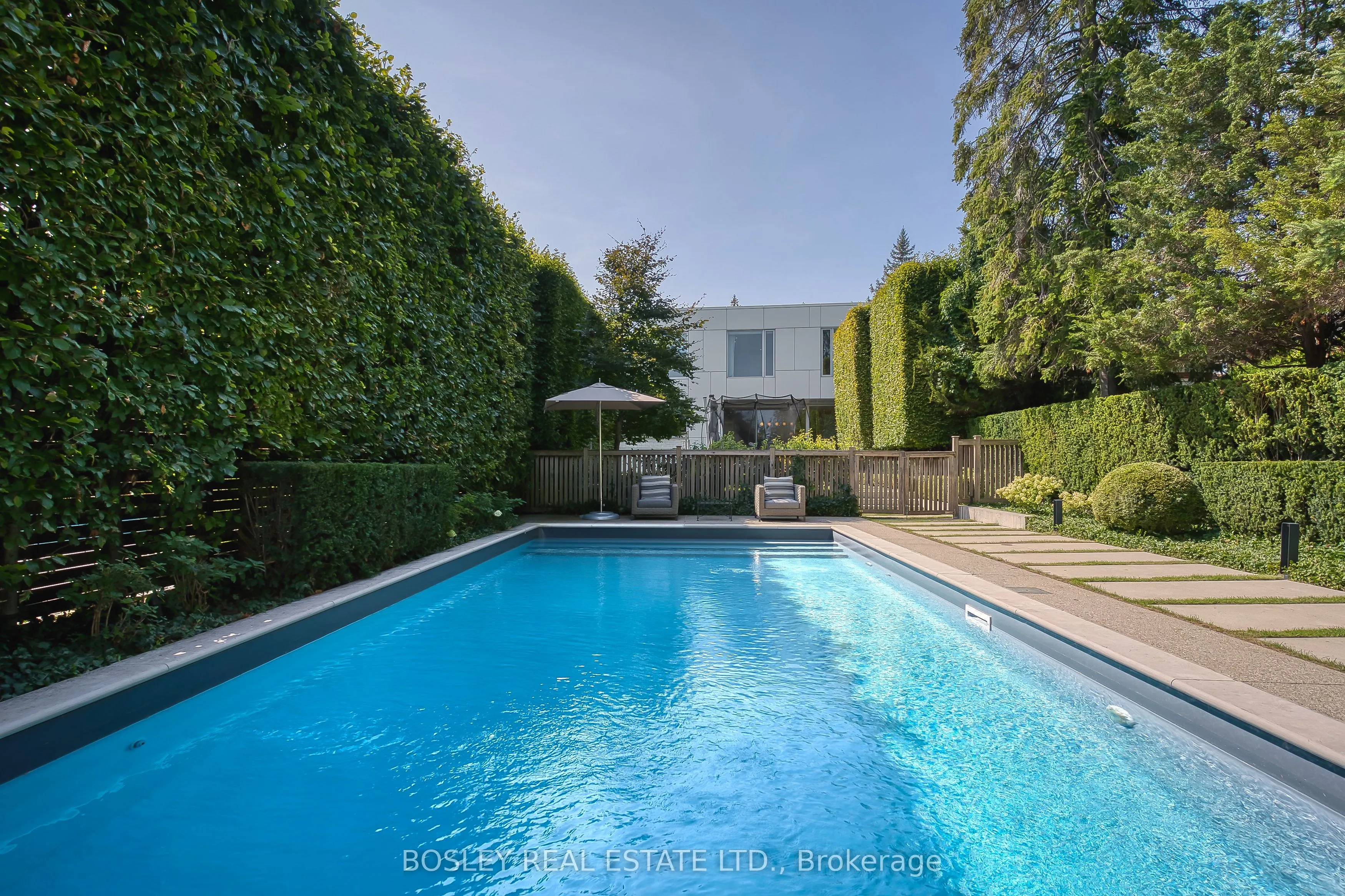 5 Edgecombe Avenue