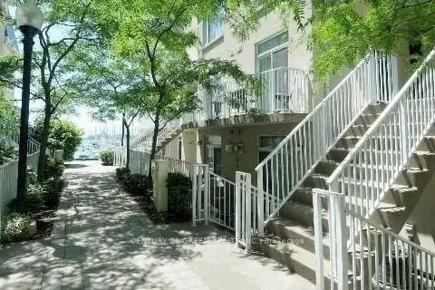 28 Stadium Road, #137
