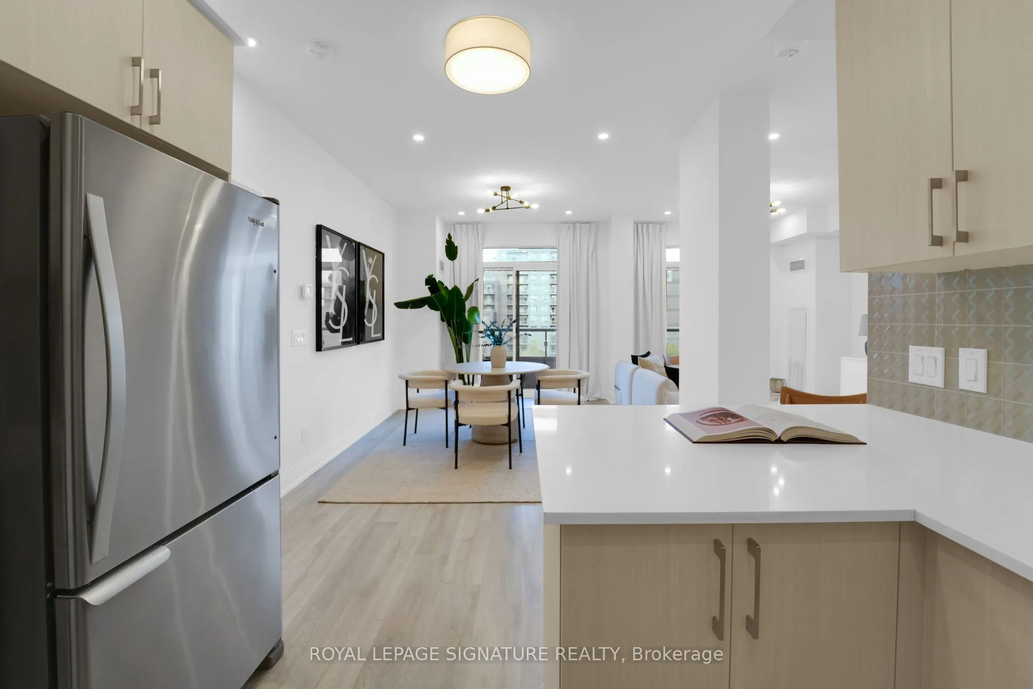 591 Sheppard Avenue E, #910