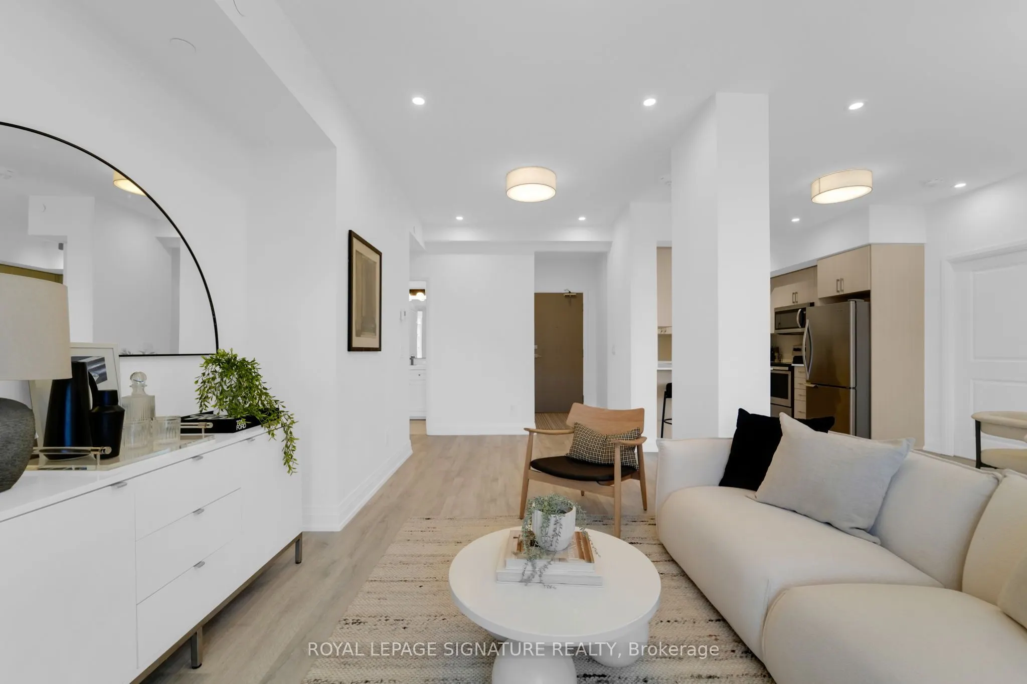 591 Sheppard Avenue E, #910