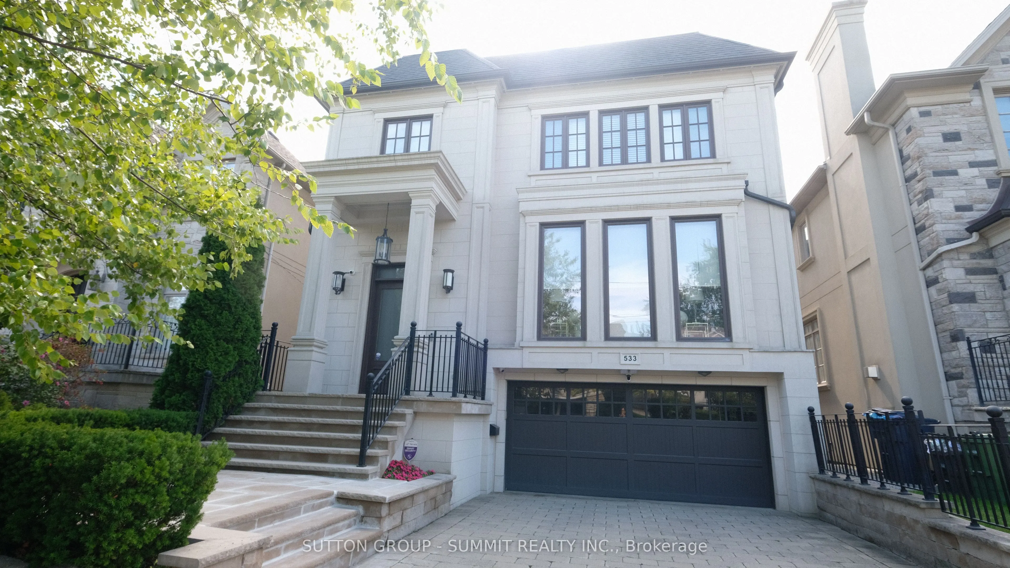 533 Cranbrooke Avenue