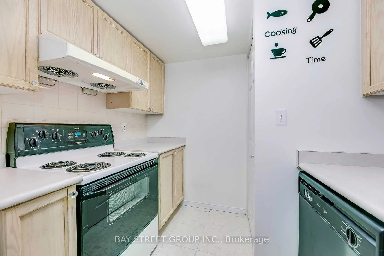 3 Pemberton Avenue, #2301