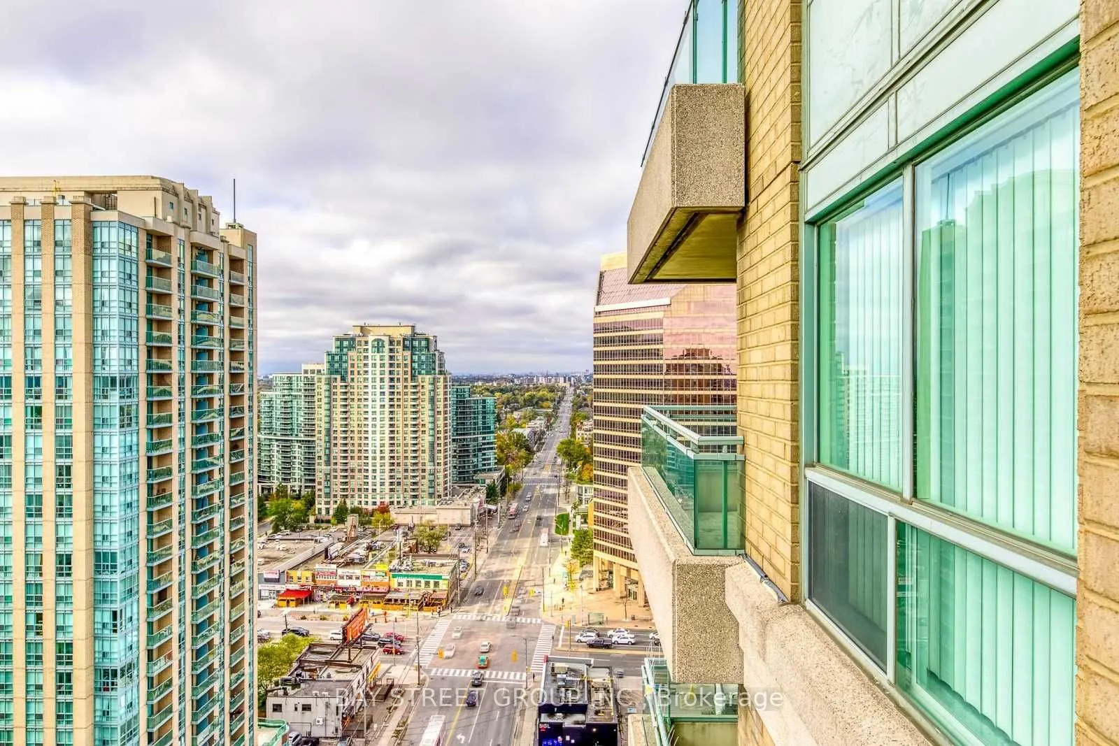3 Pemberton Avenue, #2301