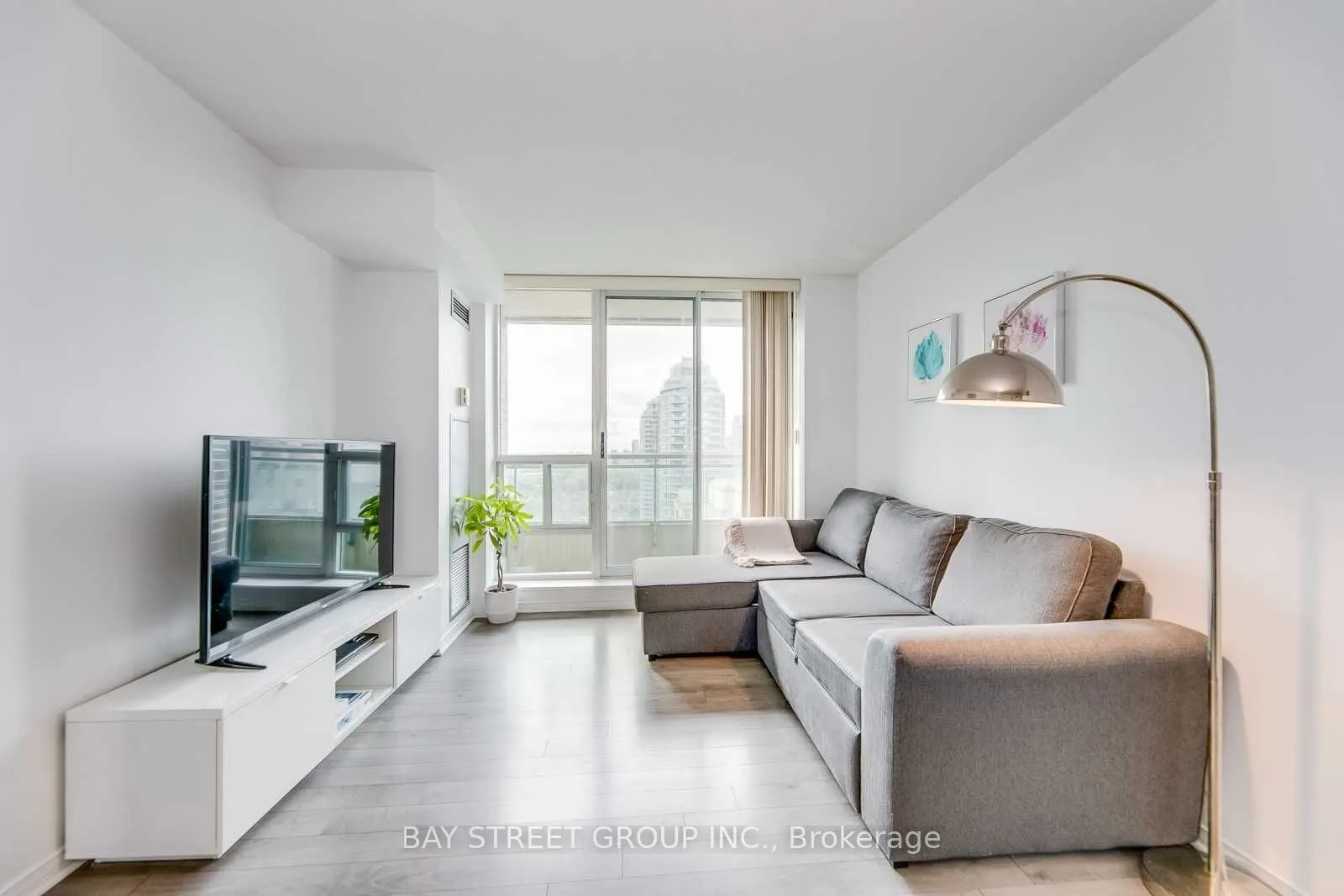 3 Pemberton Avenue, #2301
