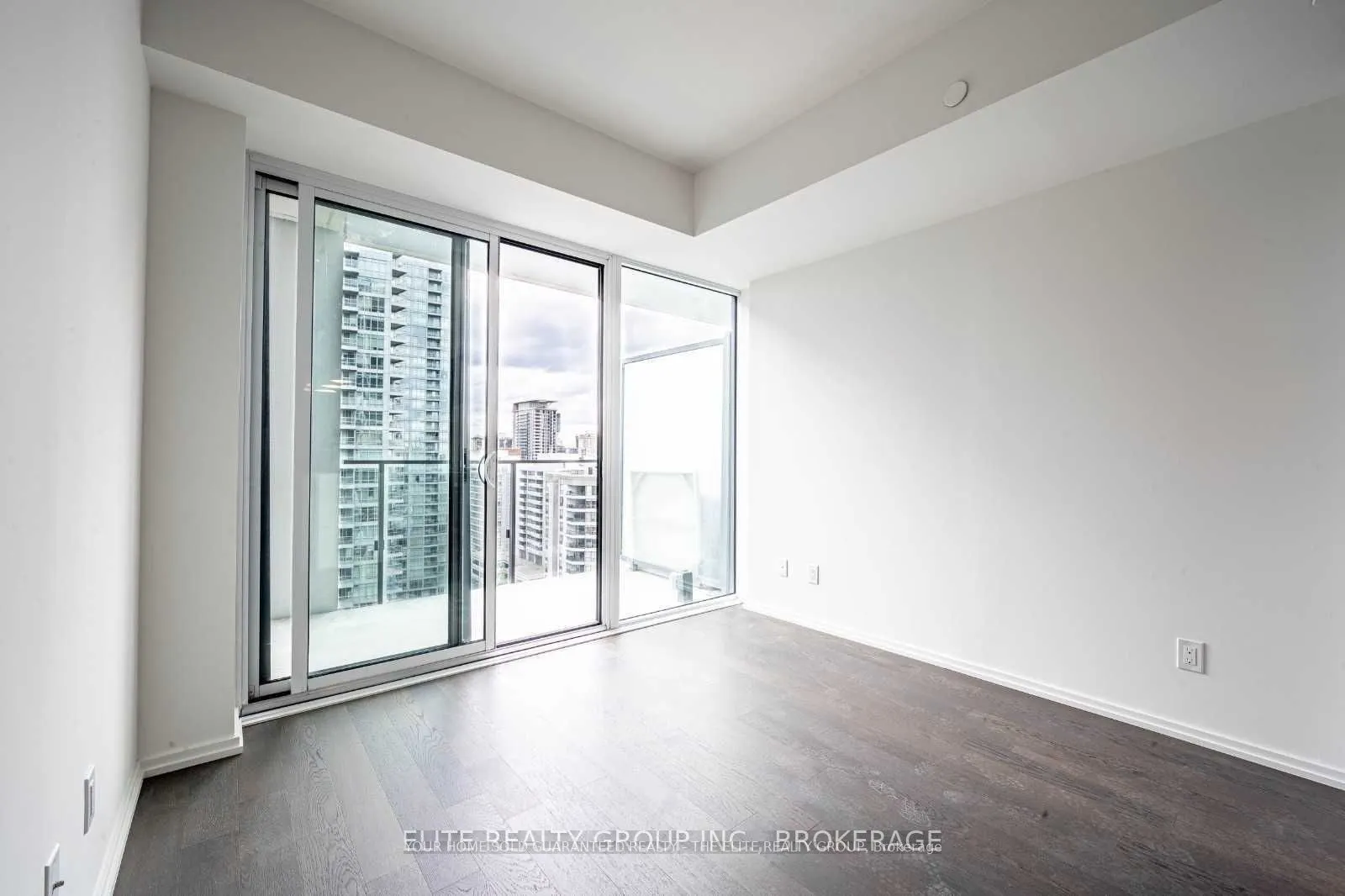 5 Soudan Avenue, #2110