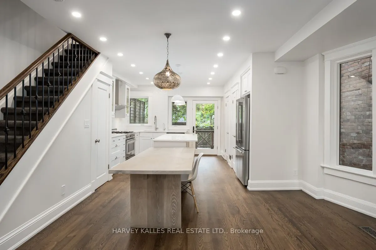 211 Cottingham Street
