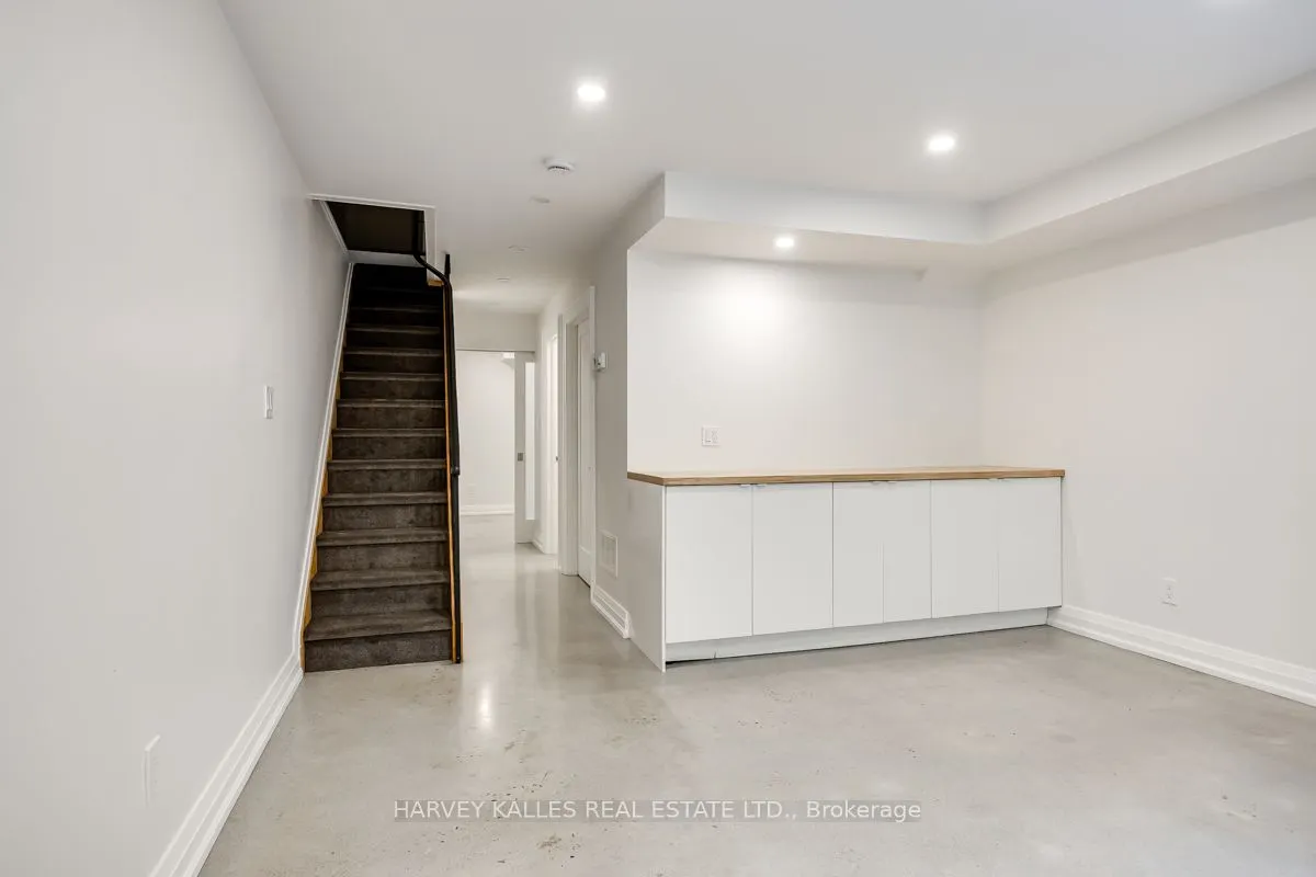 211 Cottingham Street