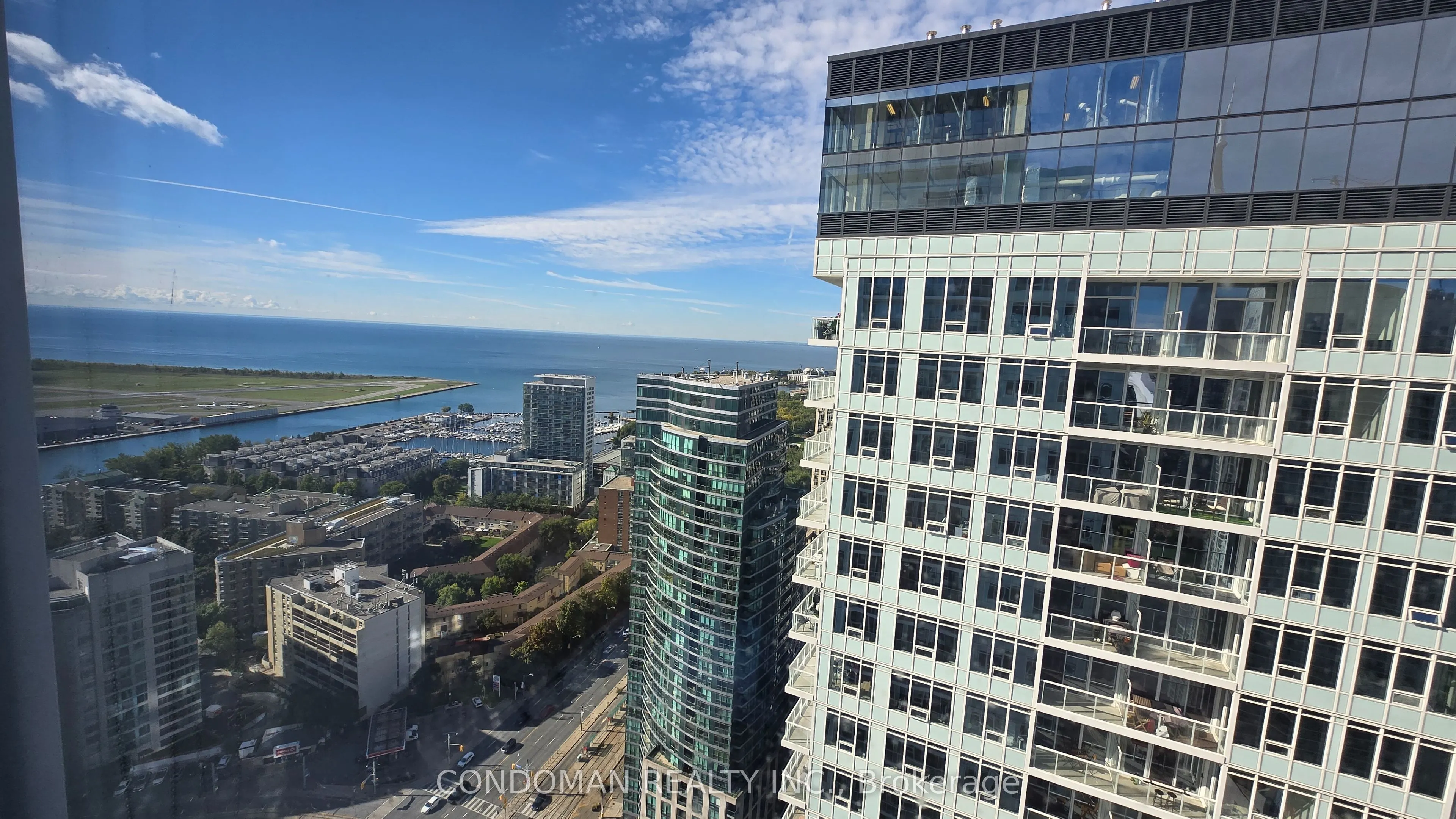 17 Bathurst Street, #4206
