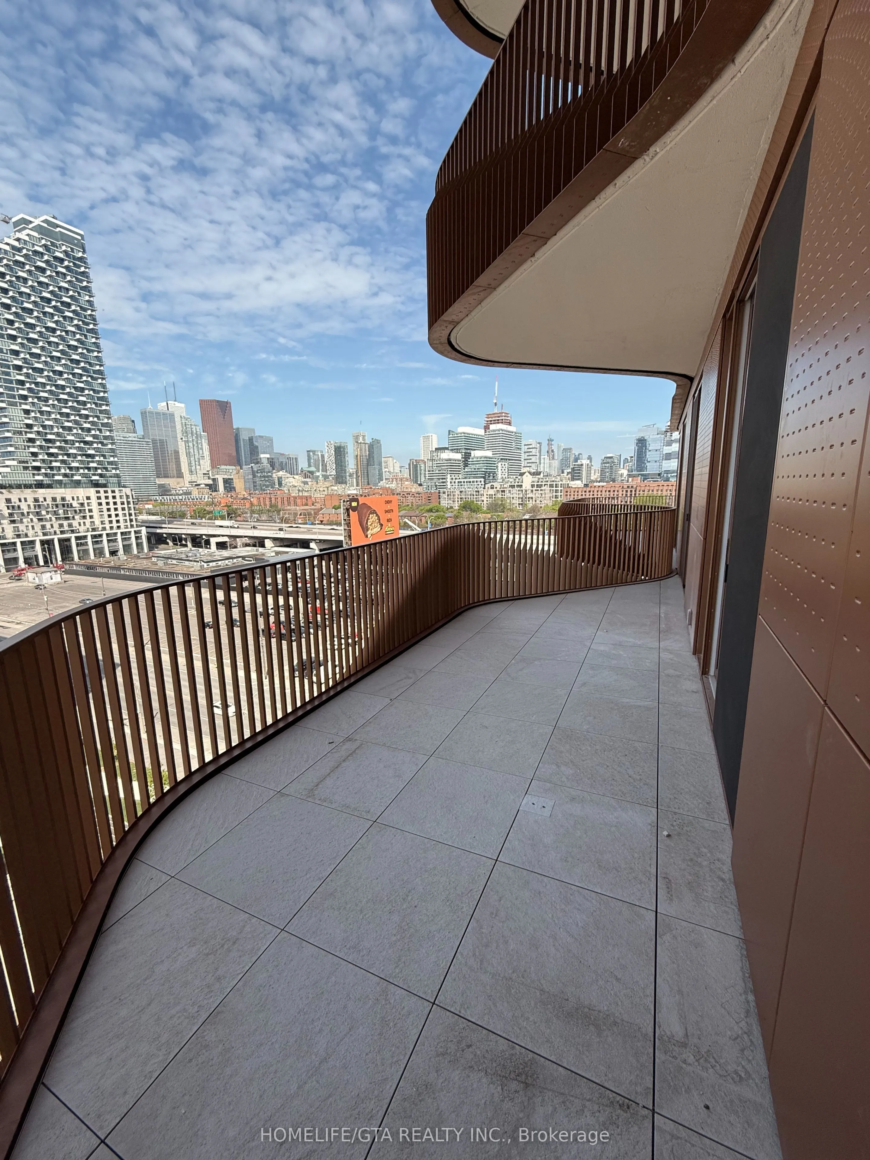 155 Merchants Wharf, #927