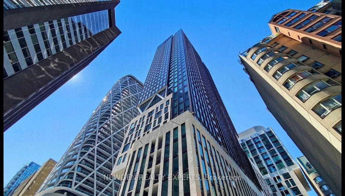 238 Simcoe Street NE, #2503