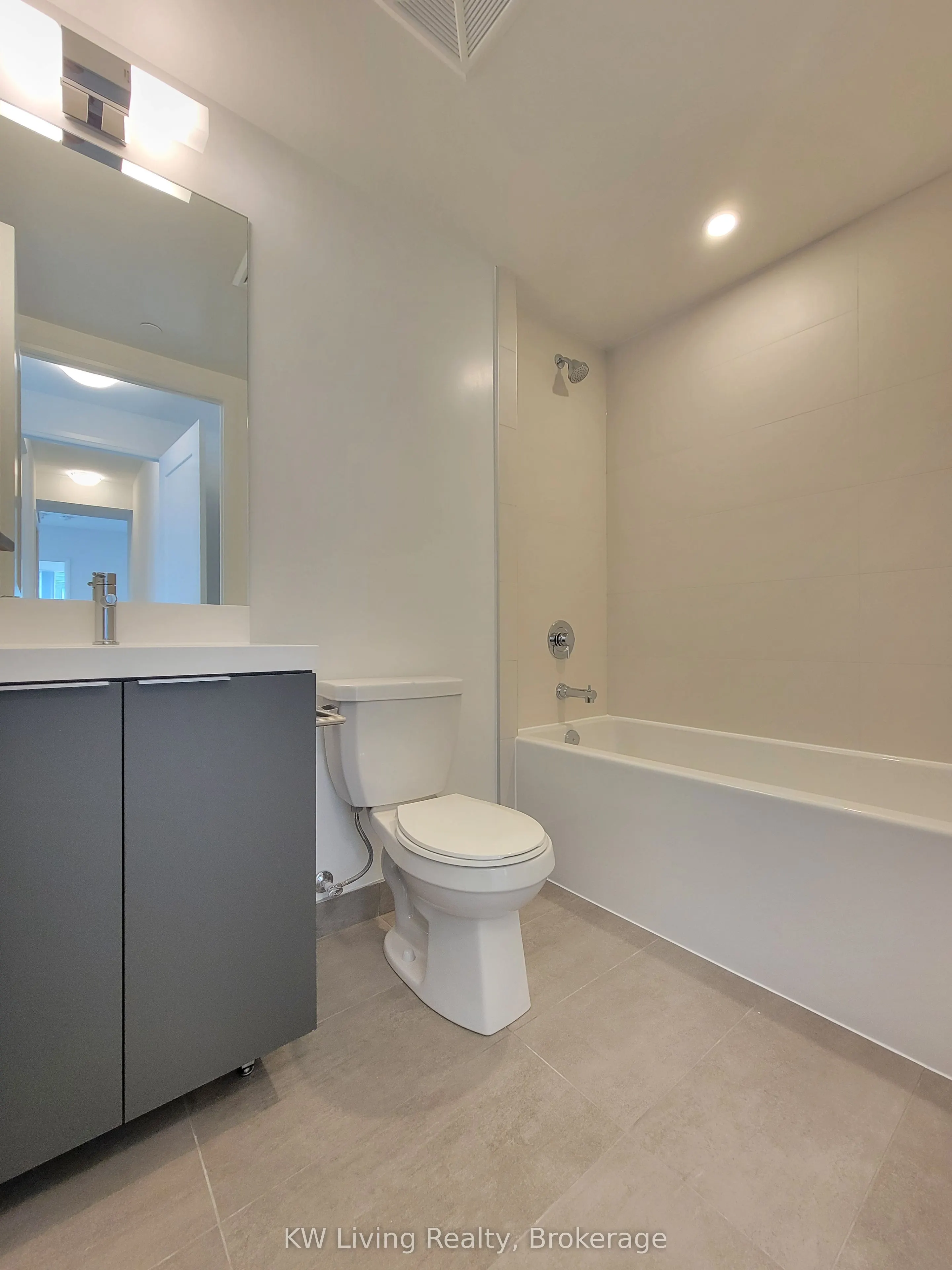 8 Widmer Street, #4803